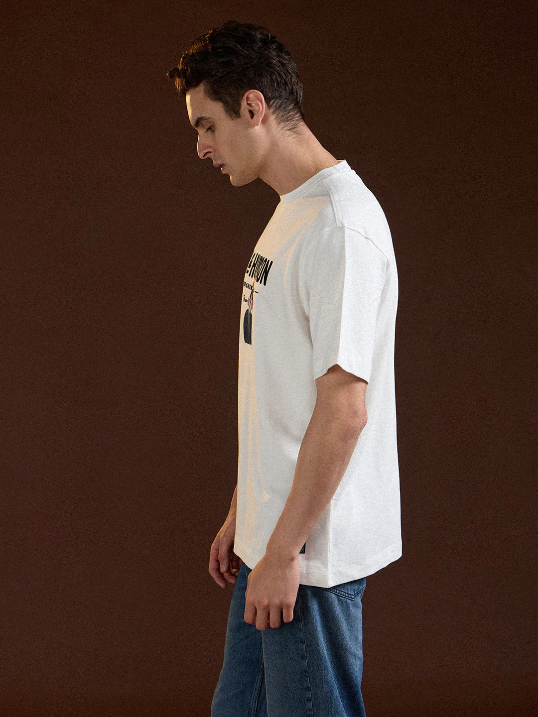 Men White Oversized Graphic Print T-Shirt - Image 3