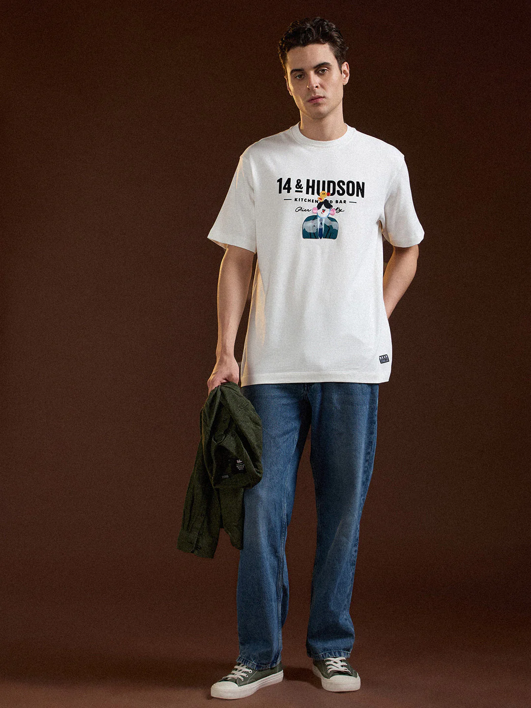 Men White Oversized Graphic Print T-Shirt - Image 4