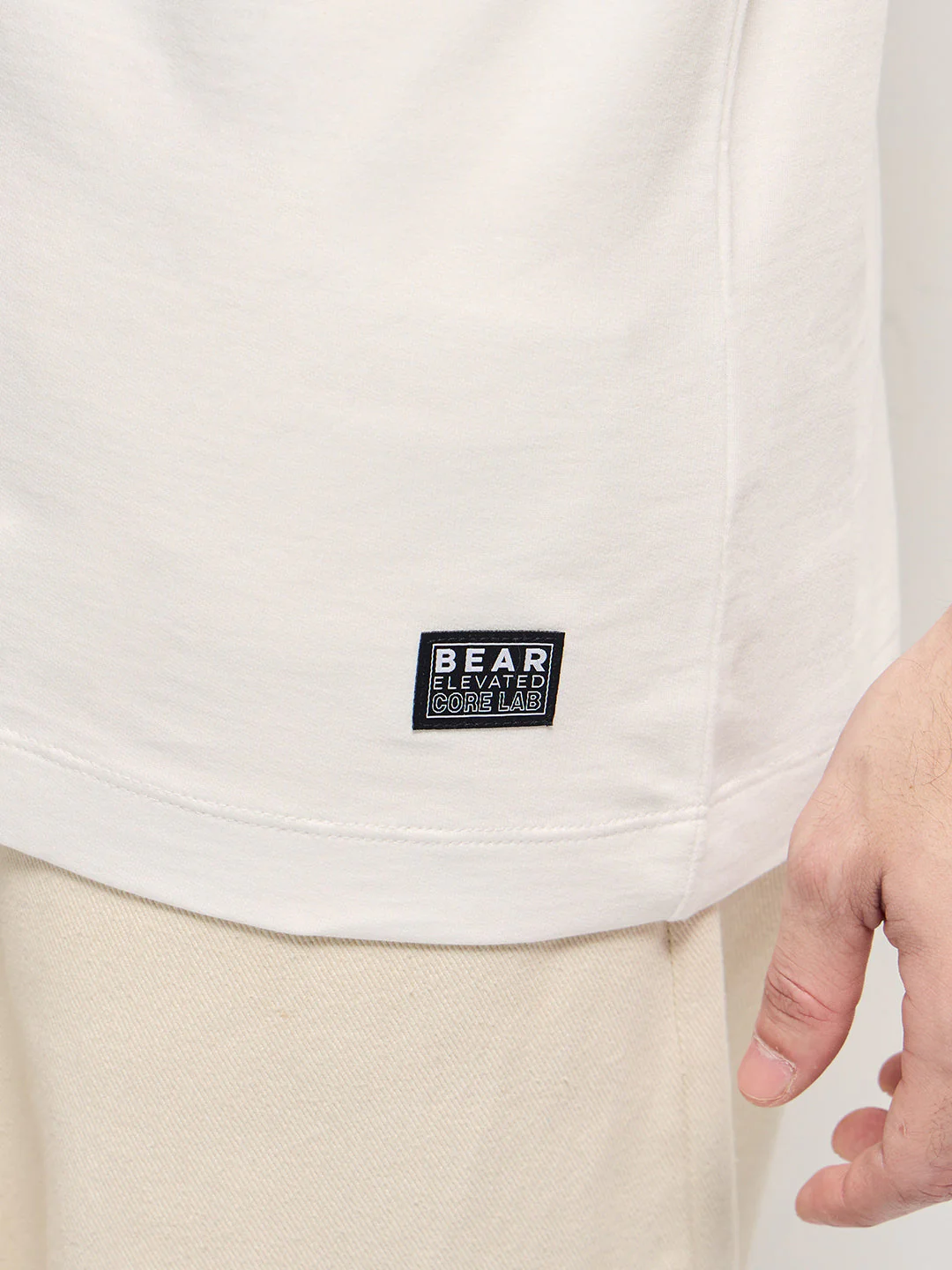 Men White Patch 'BEAR' - Image 6