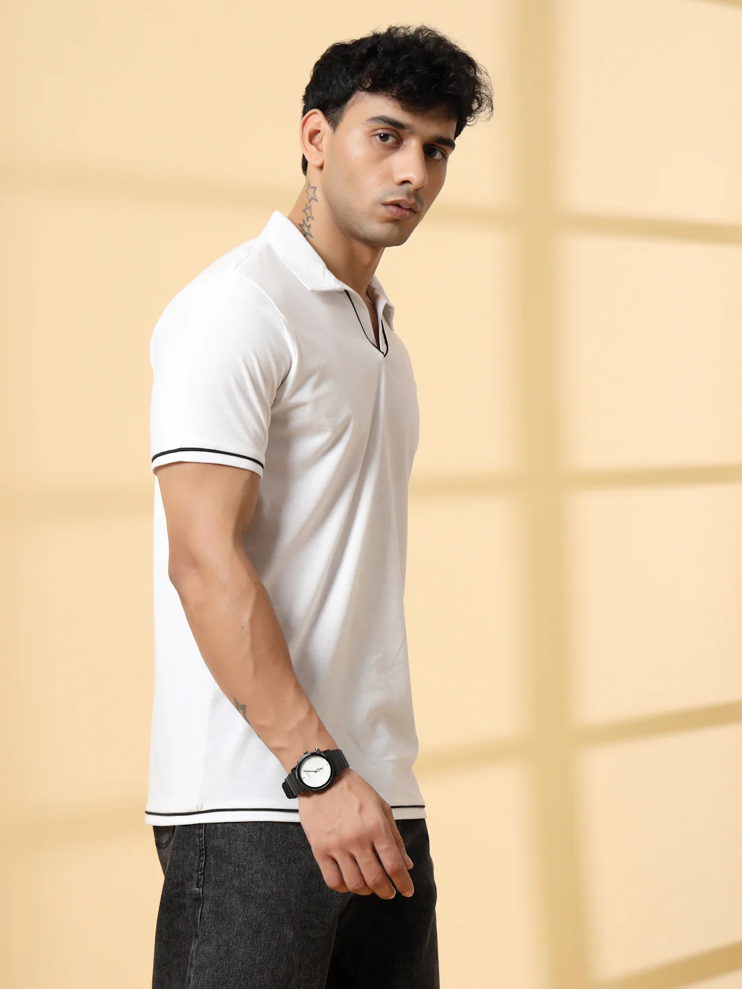 Men White Polo T-Shirt With Contrast Piping - Image 4