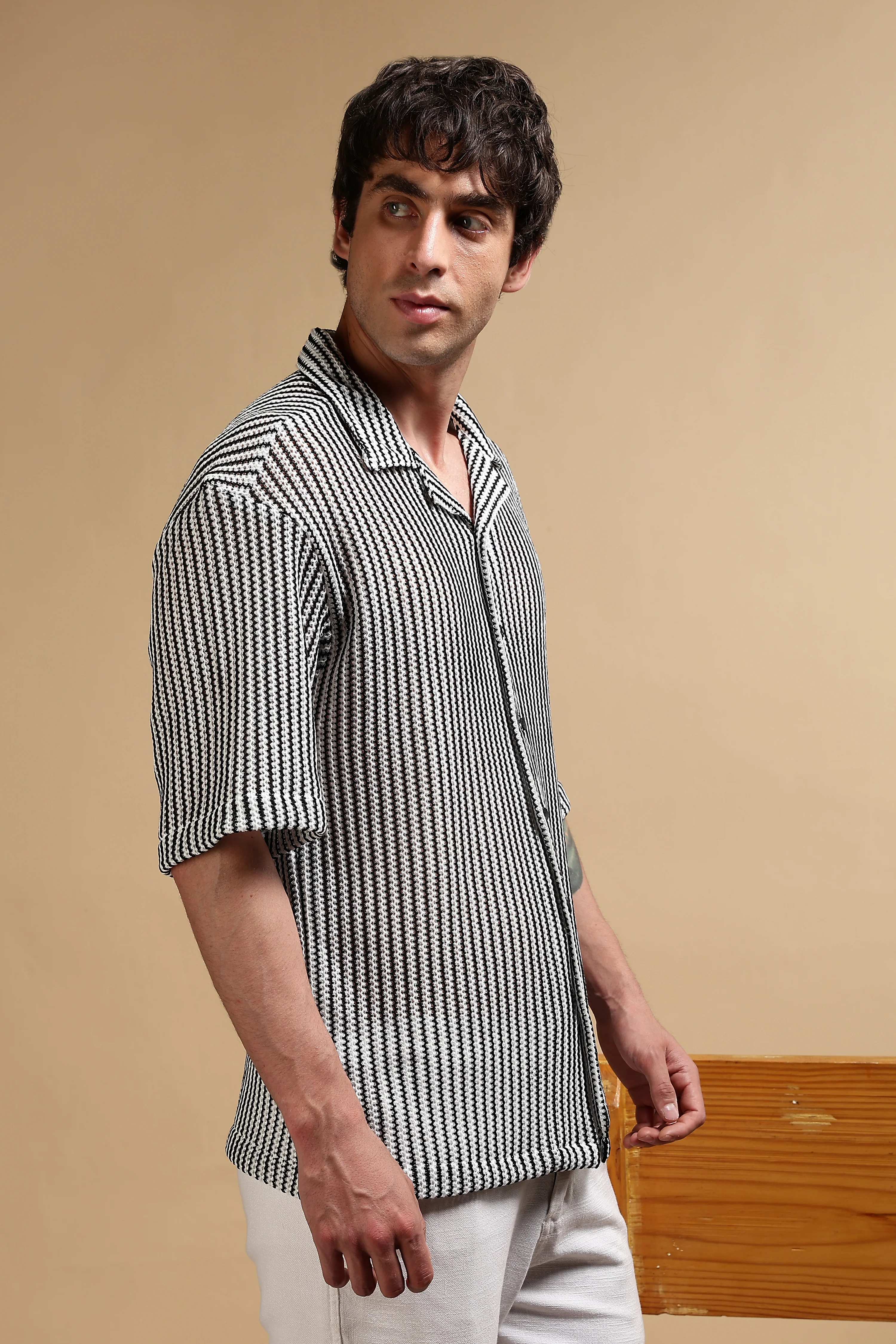 Men White Polyester Relaxed Fit Shirt - Image 3