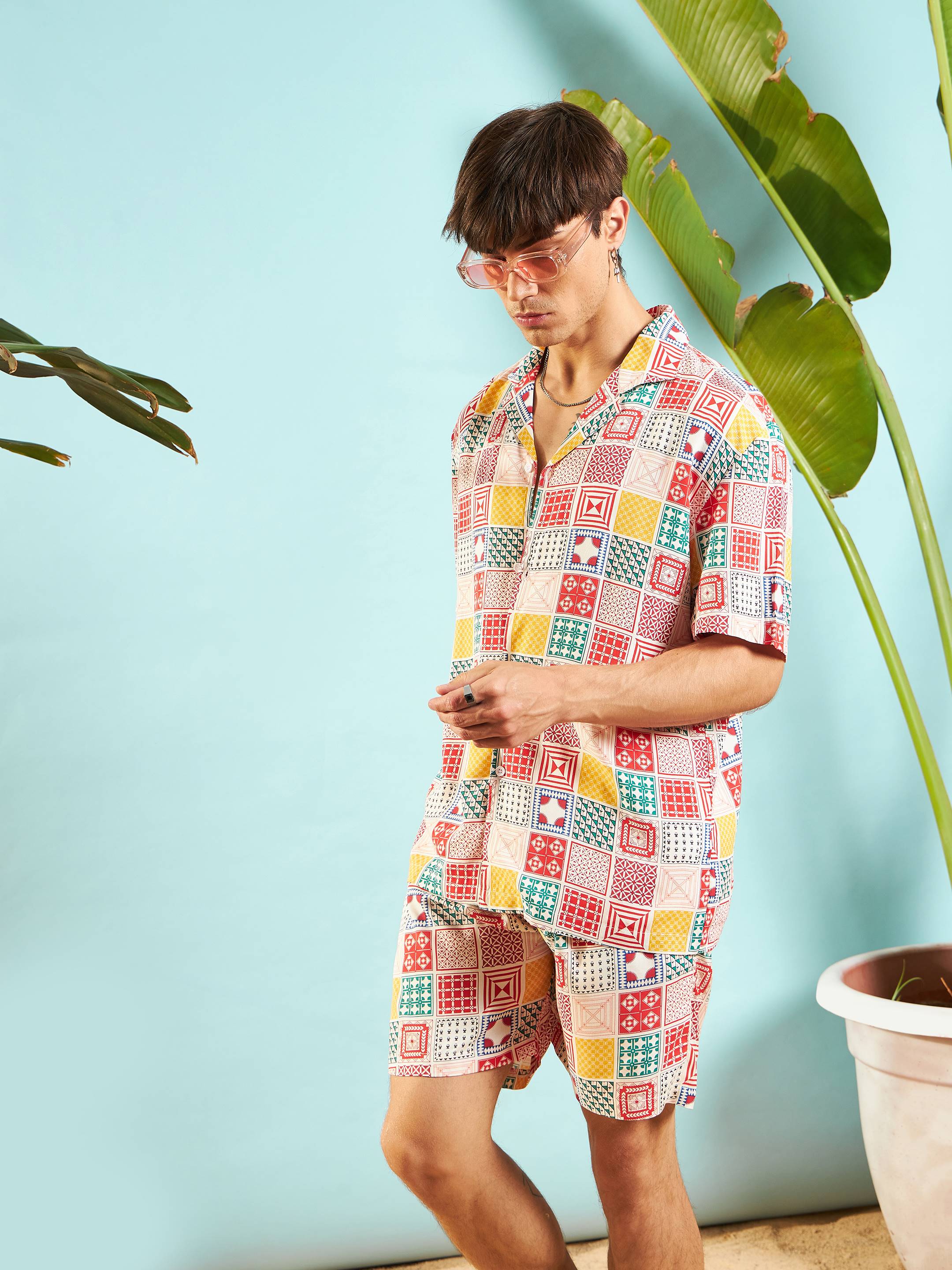 Men White & Red Conversational Shirt With Shorts - Image 3