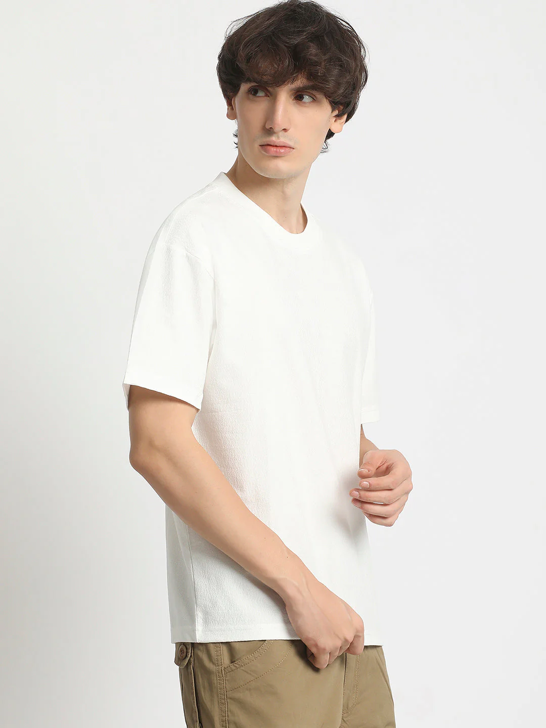 Men  White Regular Fit Crew Neck T-Shirt - Image 3