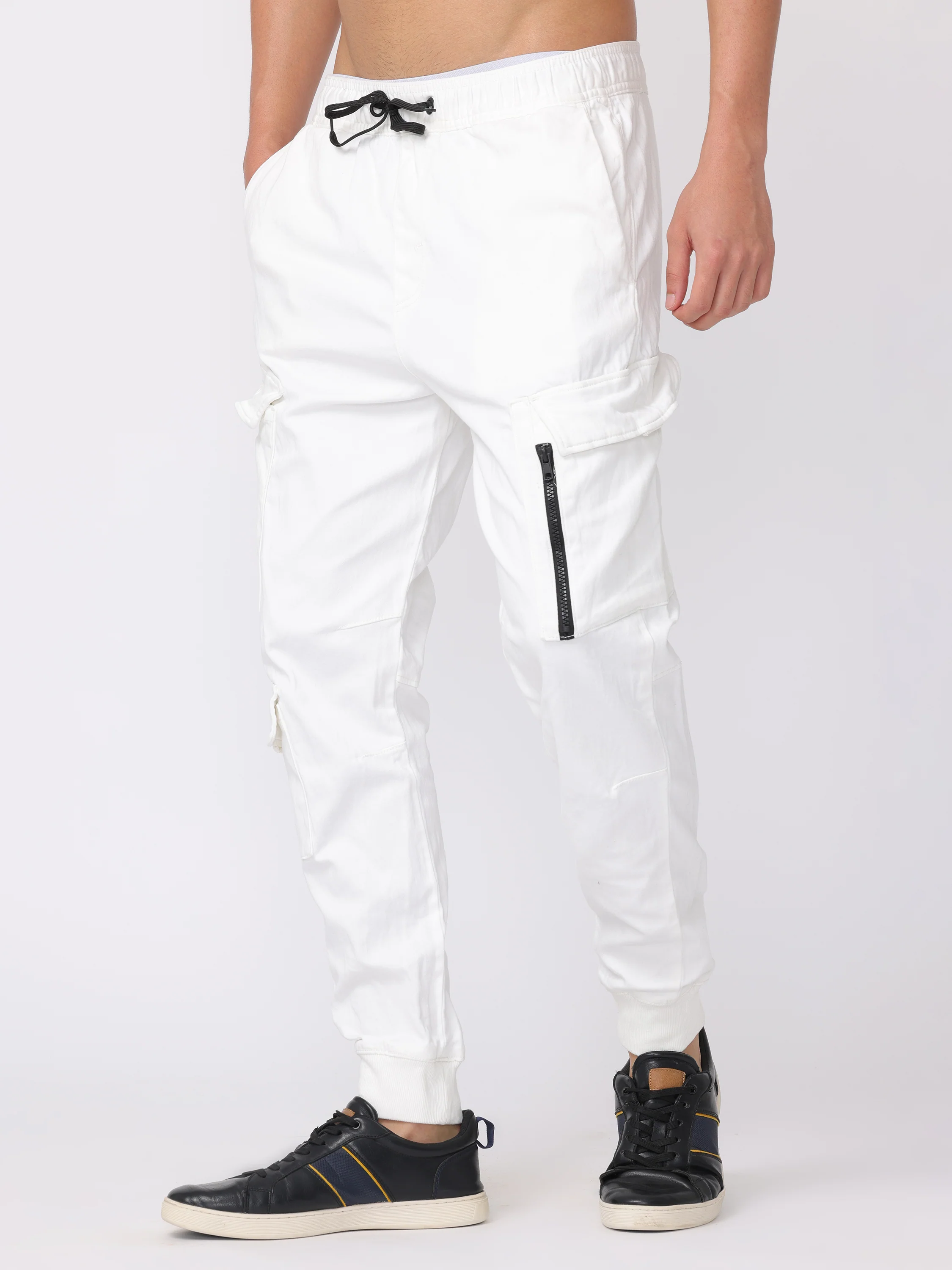 Men White Regular Fit Cargo Pants - Image 3
