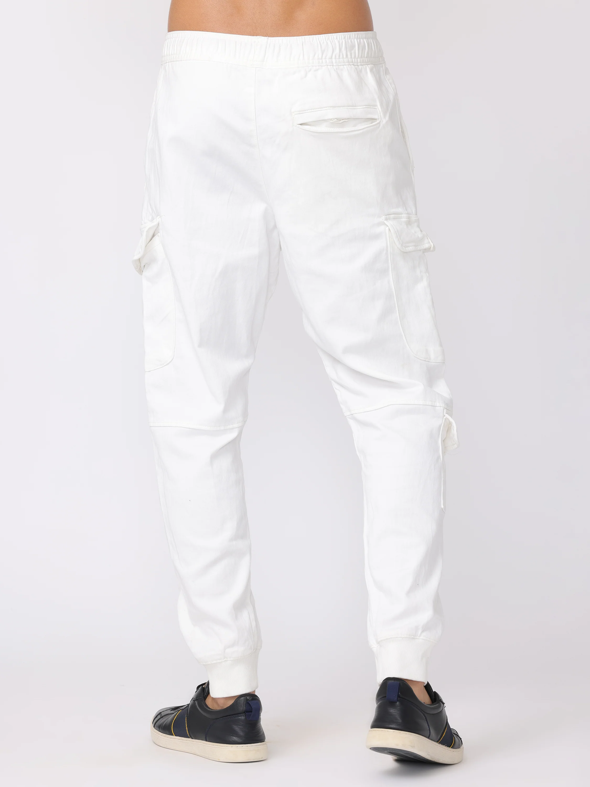 Men White Regular Fit Cargo Pants - Image 4