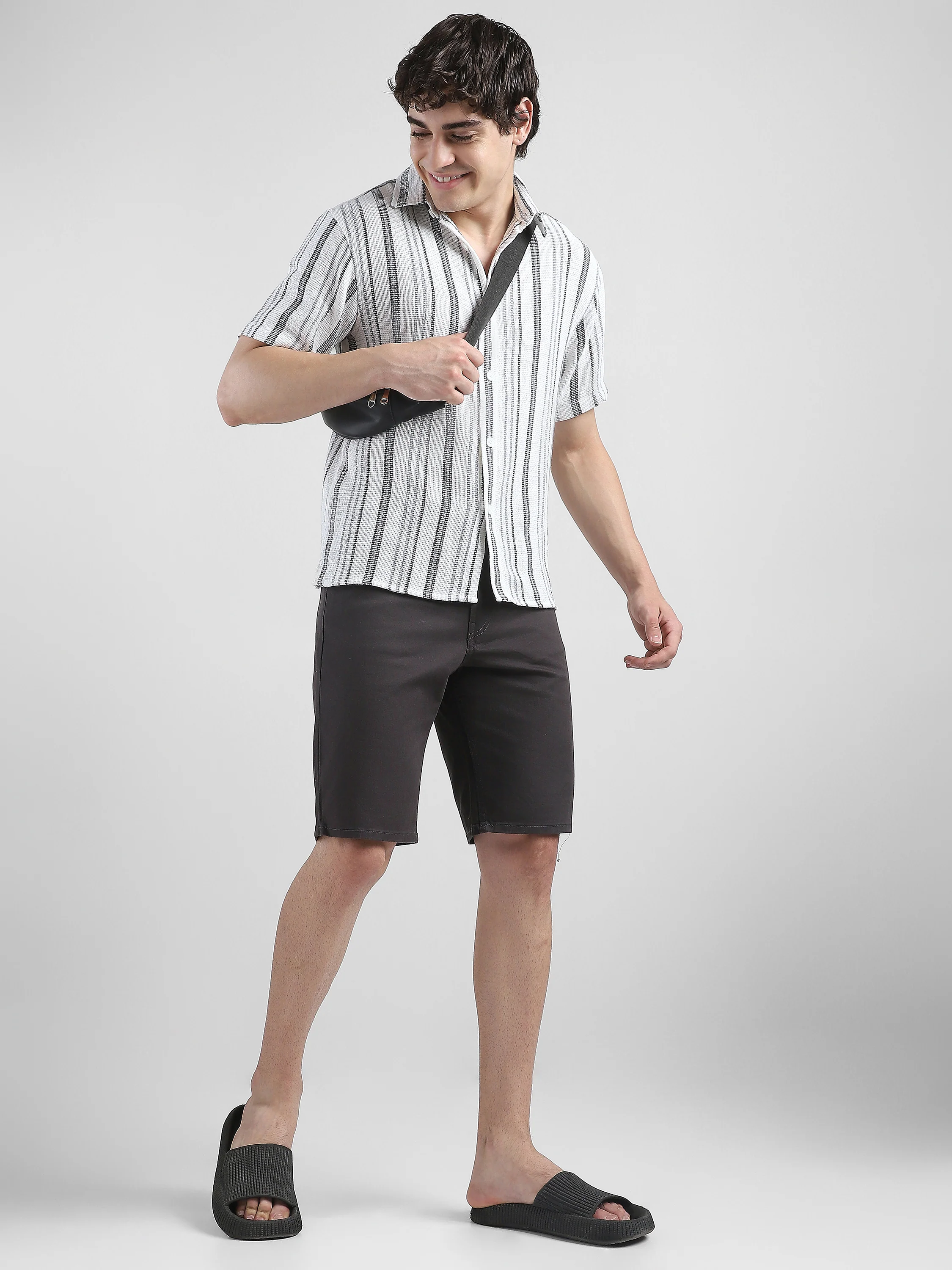 Men White Regular Fit Shirts - Image 4