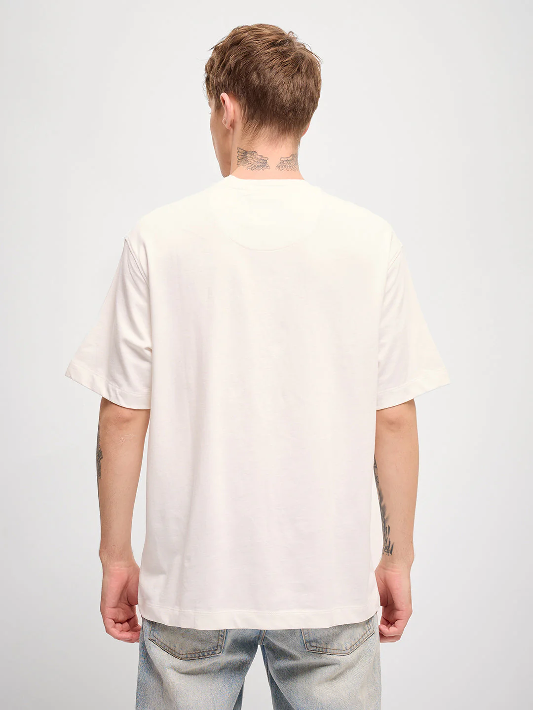 Men White Self Design Crew Neck T-Shirt - Image 2