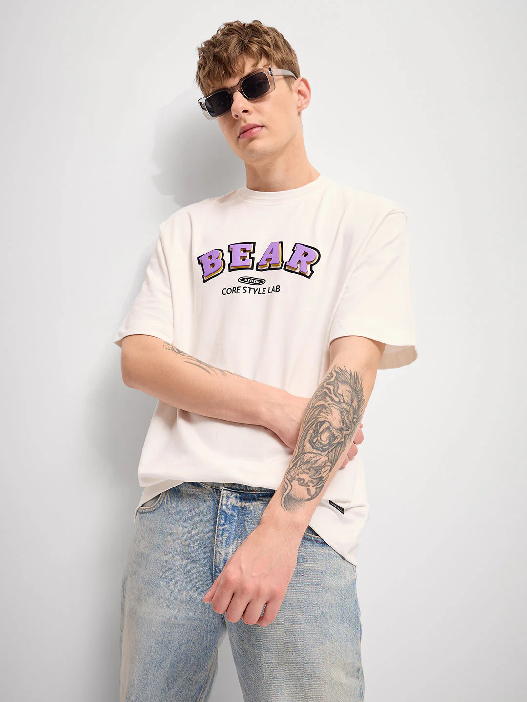Men White Self Design Crew Neck T-Shirt - Image 6