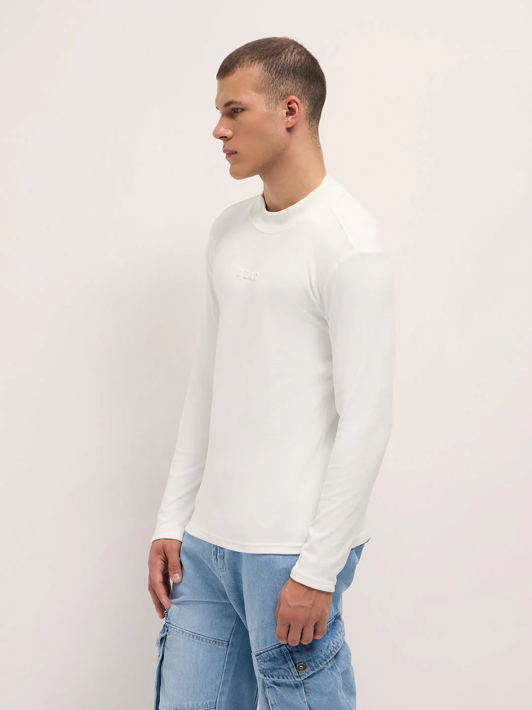 Men White Slim Fit Crew Neck T-Shirt - Image 3