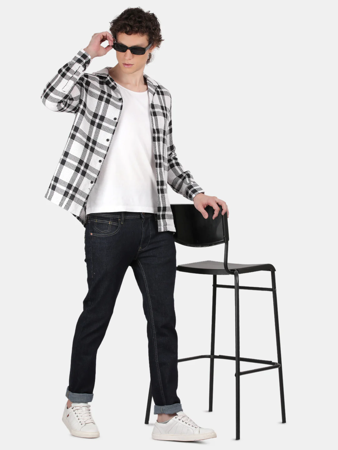 Men White Slim Fit Lapel Collar Full Sleeve Casual Shirt - Image 3