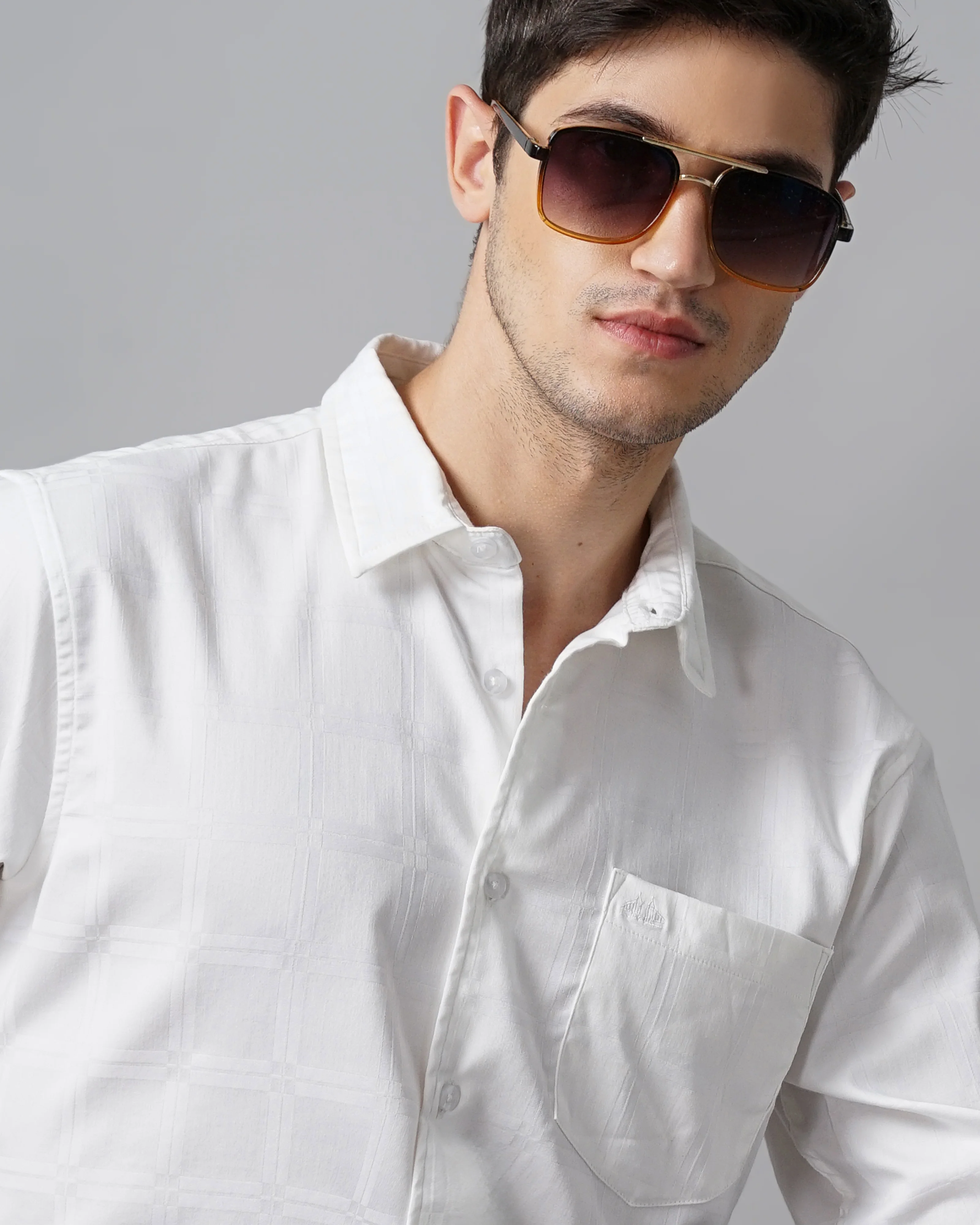 Men White Slim Fit Shirt - Image 4