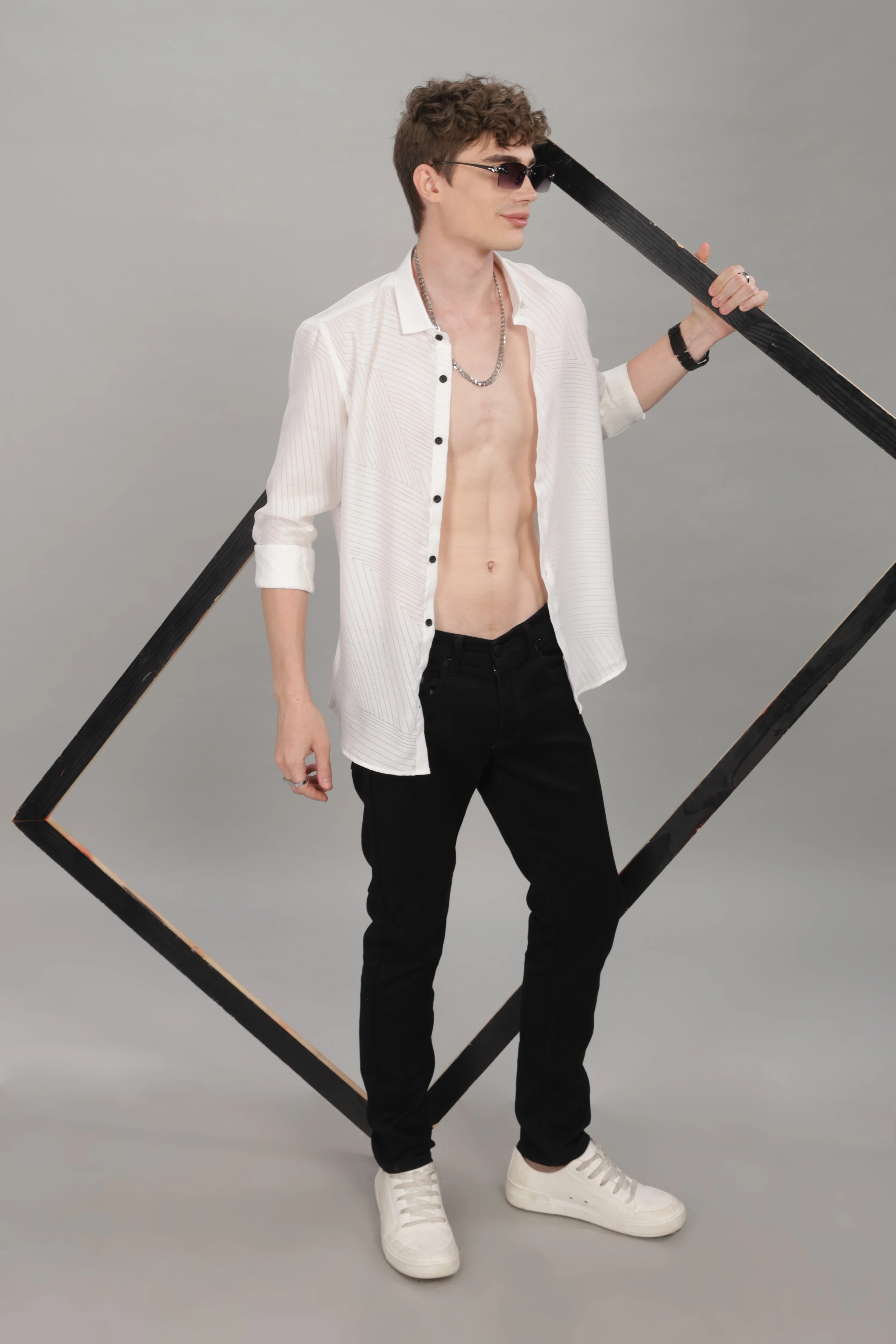 Men White Slim Fit Shirt - Image 3
