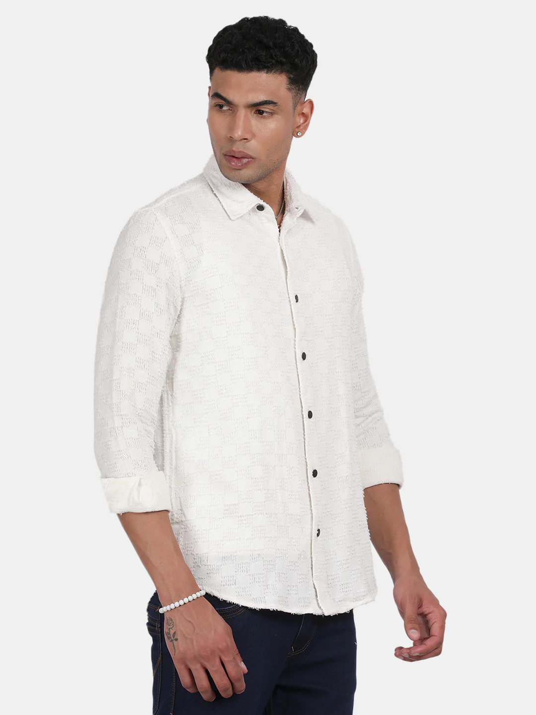 Men White Slim Fit Spread Collar Full Sleeve Casual Shirt - Image 2