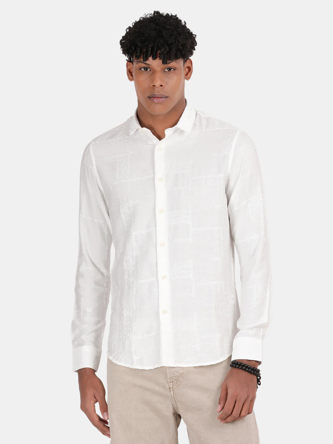 Men White Slim Fit Spread Collar Full Sleeve Casual Shirt - Image 4