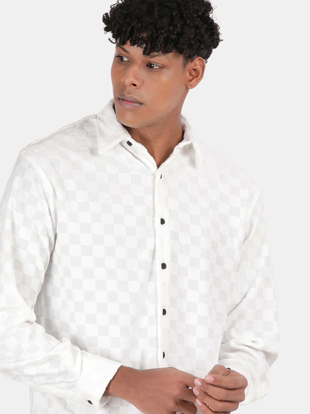 Men White Slim Fit Spread Collar Full Sleeve Casual Shirt - Image 5