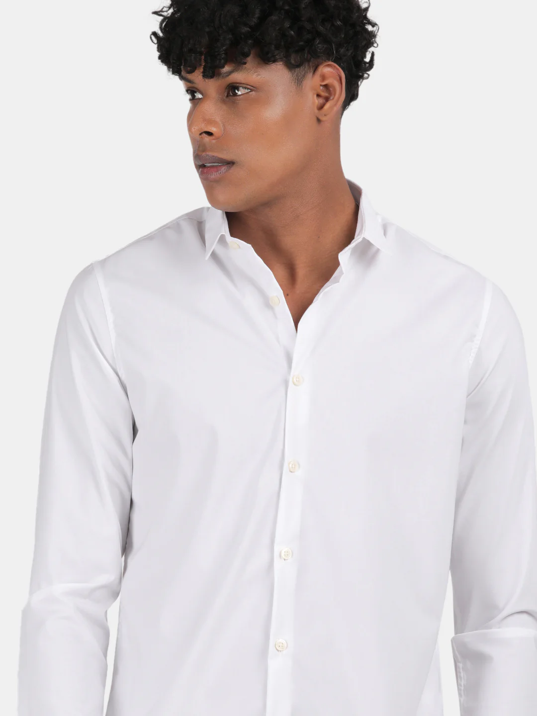 Men White Slim Fit Spread Collar Full Sleeve Casual Shirt - Image 4