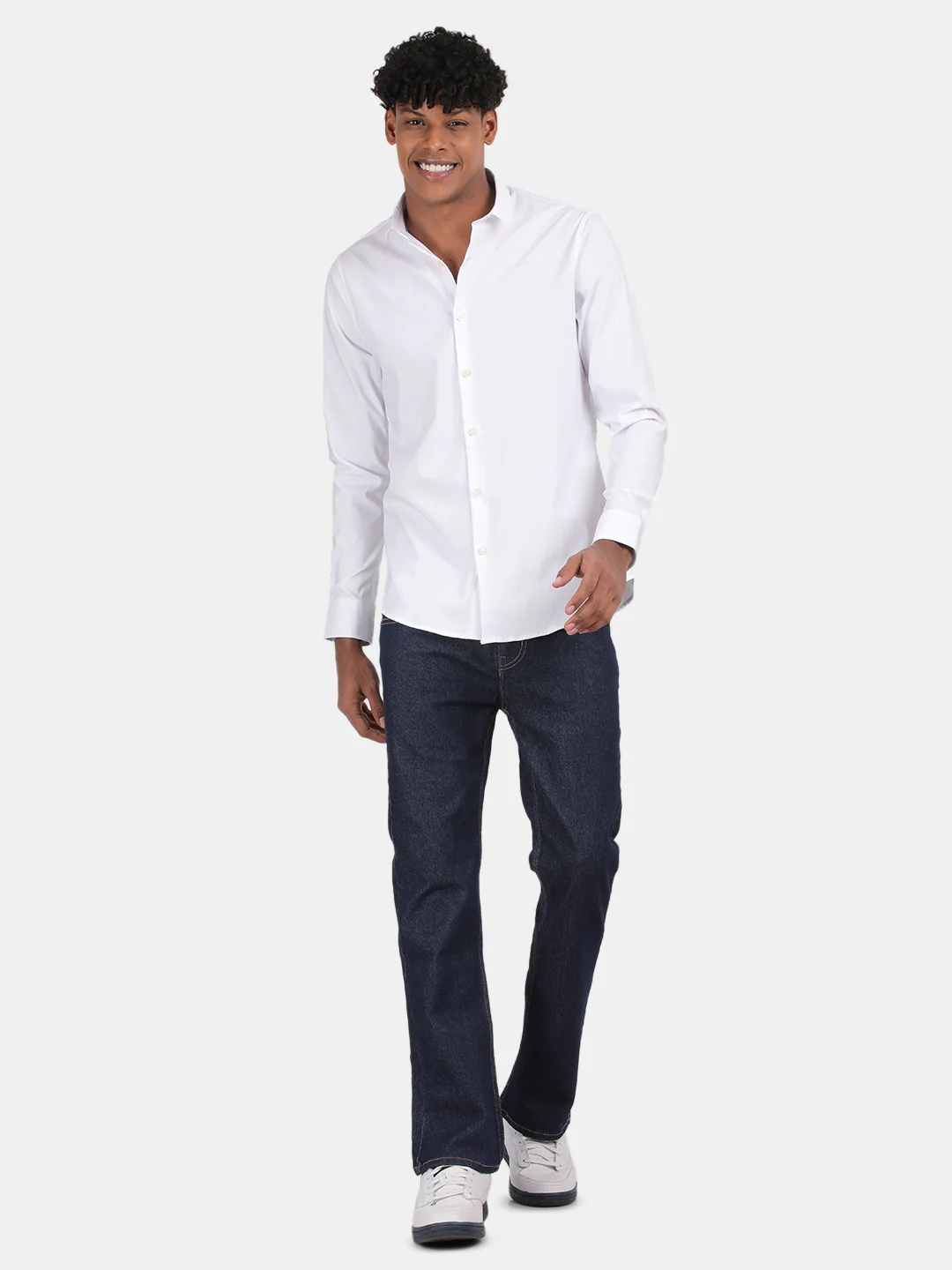 Men White Slim Fit Spread Collar Full Sleeve Casual Shirt - Image 3