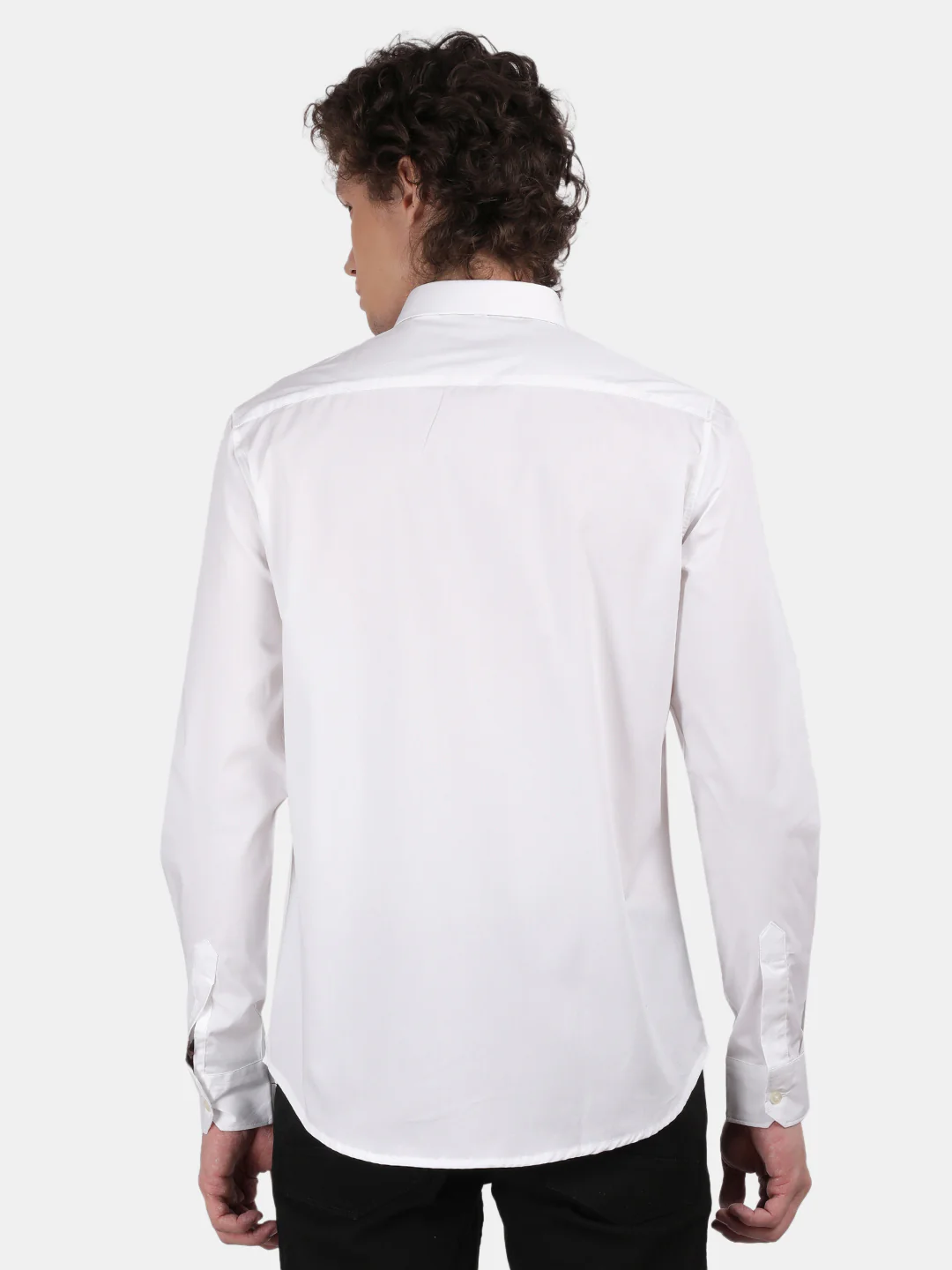 Men White Slim Fit Spread Collar Full Sleeve Casual Shirt - Image 2