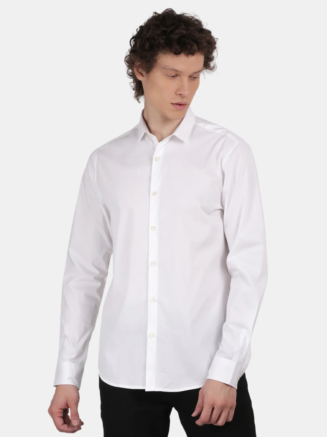 Men White Slim Fit Spread Collar Full Sleeve Casual Shirt - Image 4