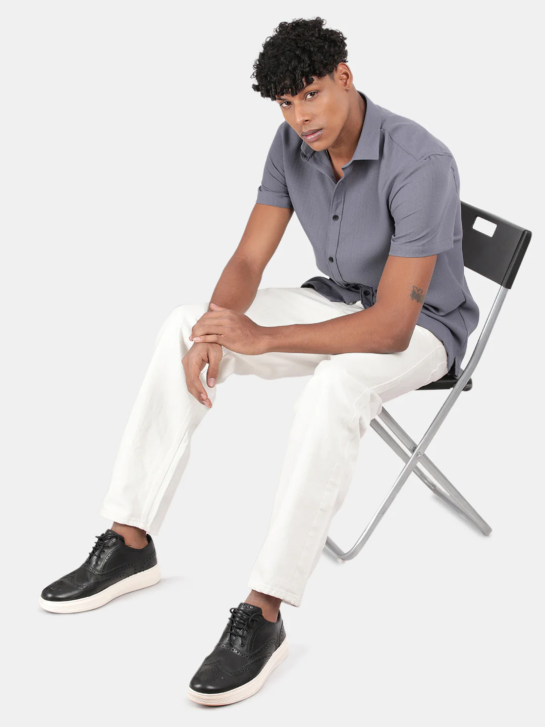 Men White Slim Fit Spread Collar Half Sleeve Casual Shirt - Image 3