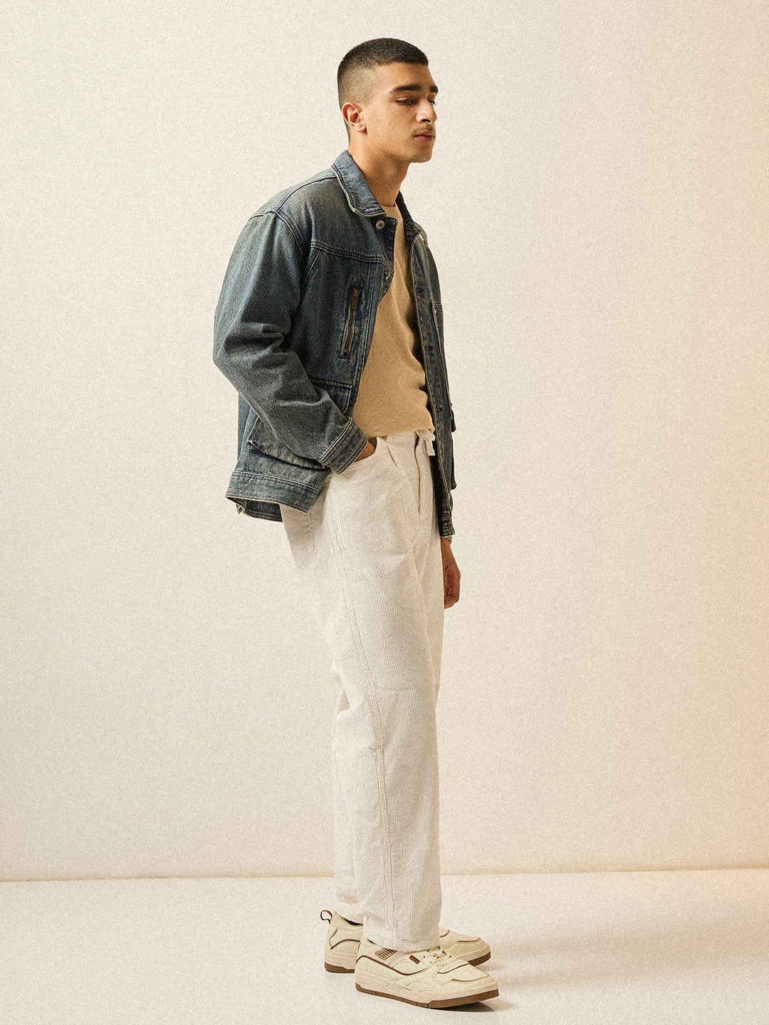 Men White Solid Baggy Fit Corduroy Cotton Pant - Image 3