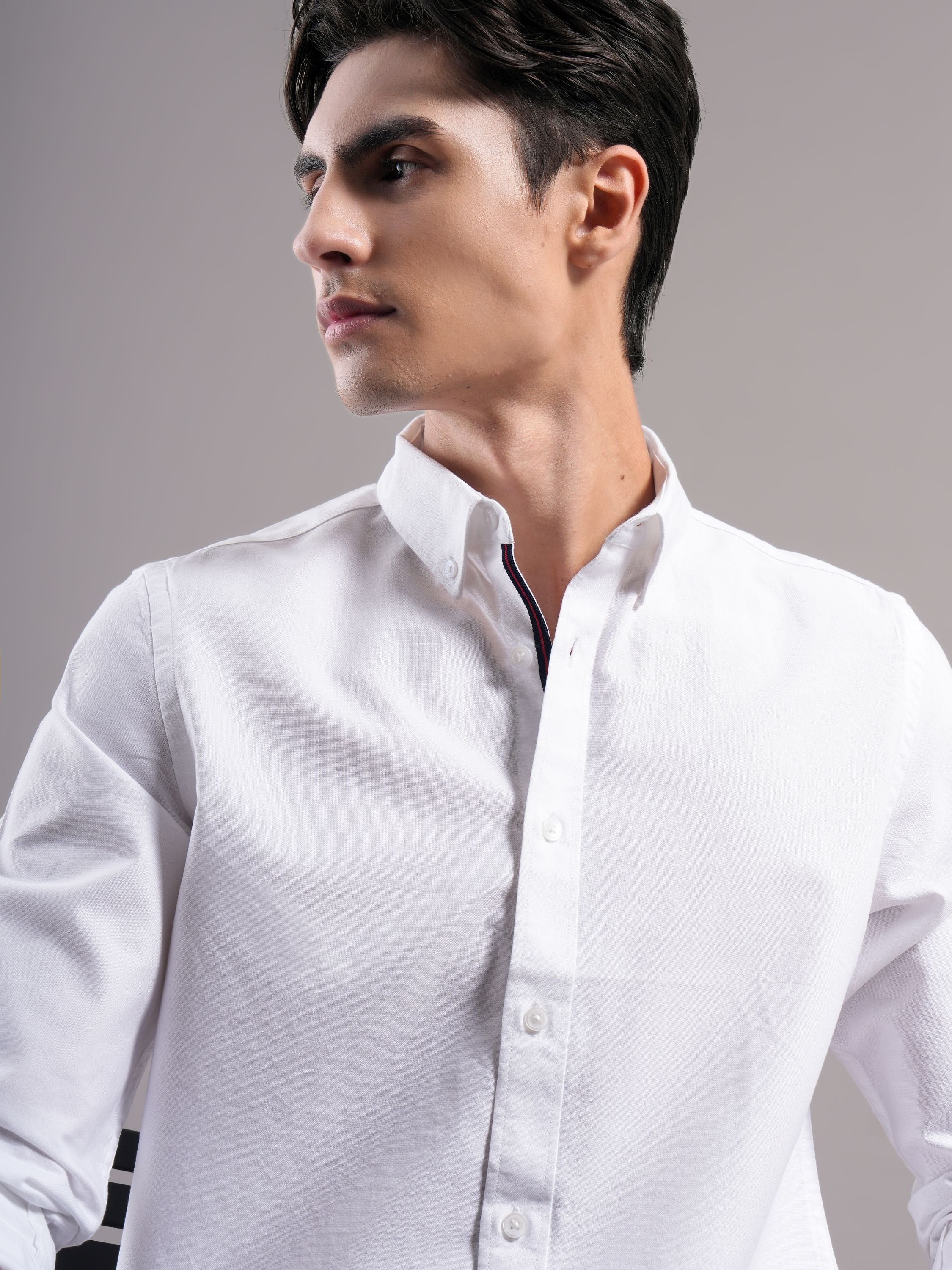 Men White Solid Casual Shirt - Image 4