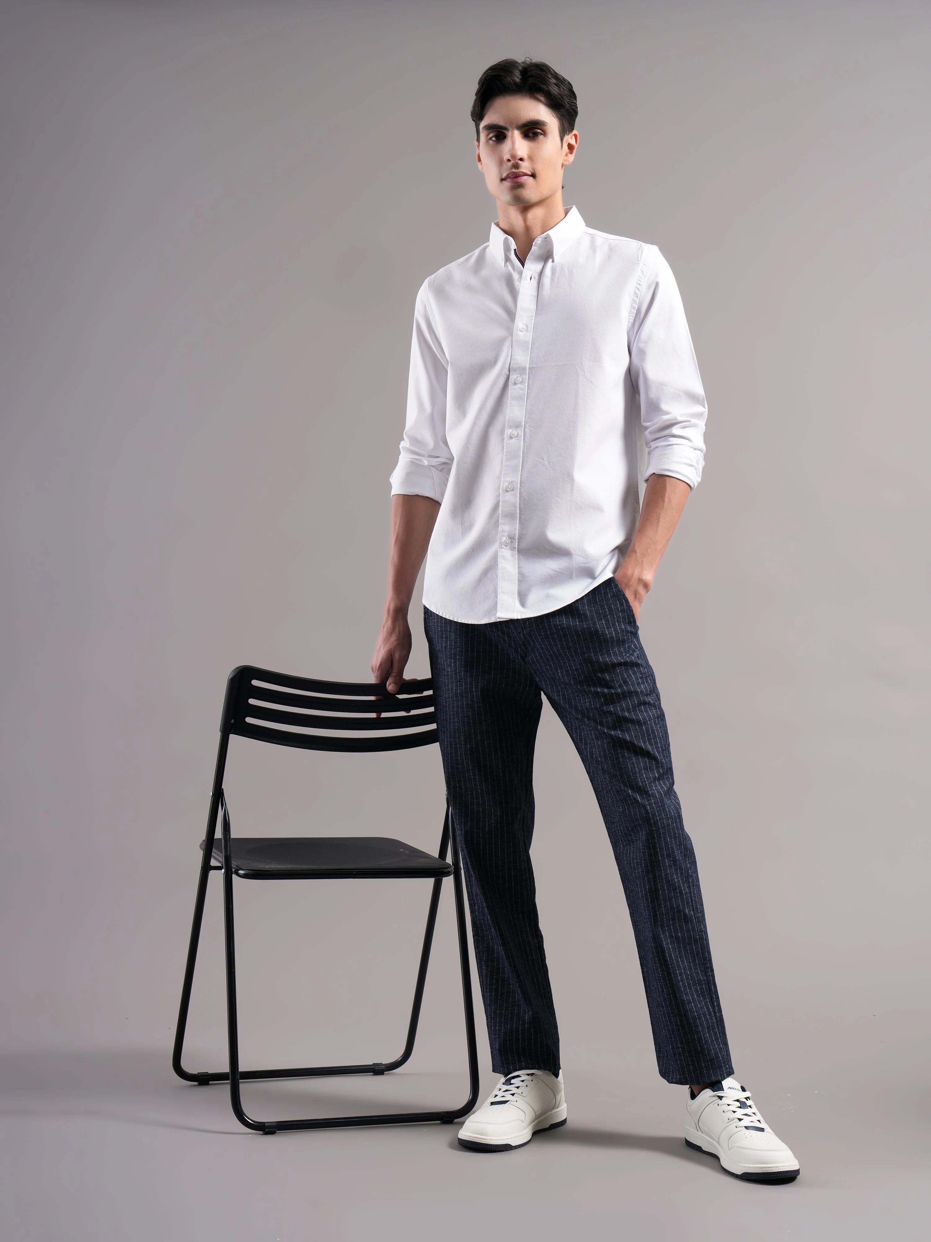 Men White Solid Casual Shirt - Image 7