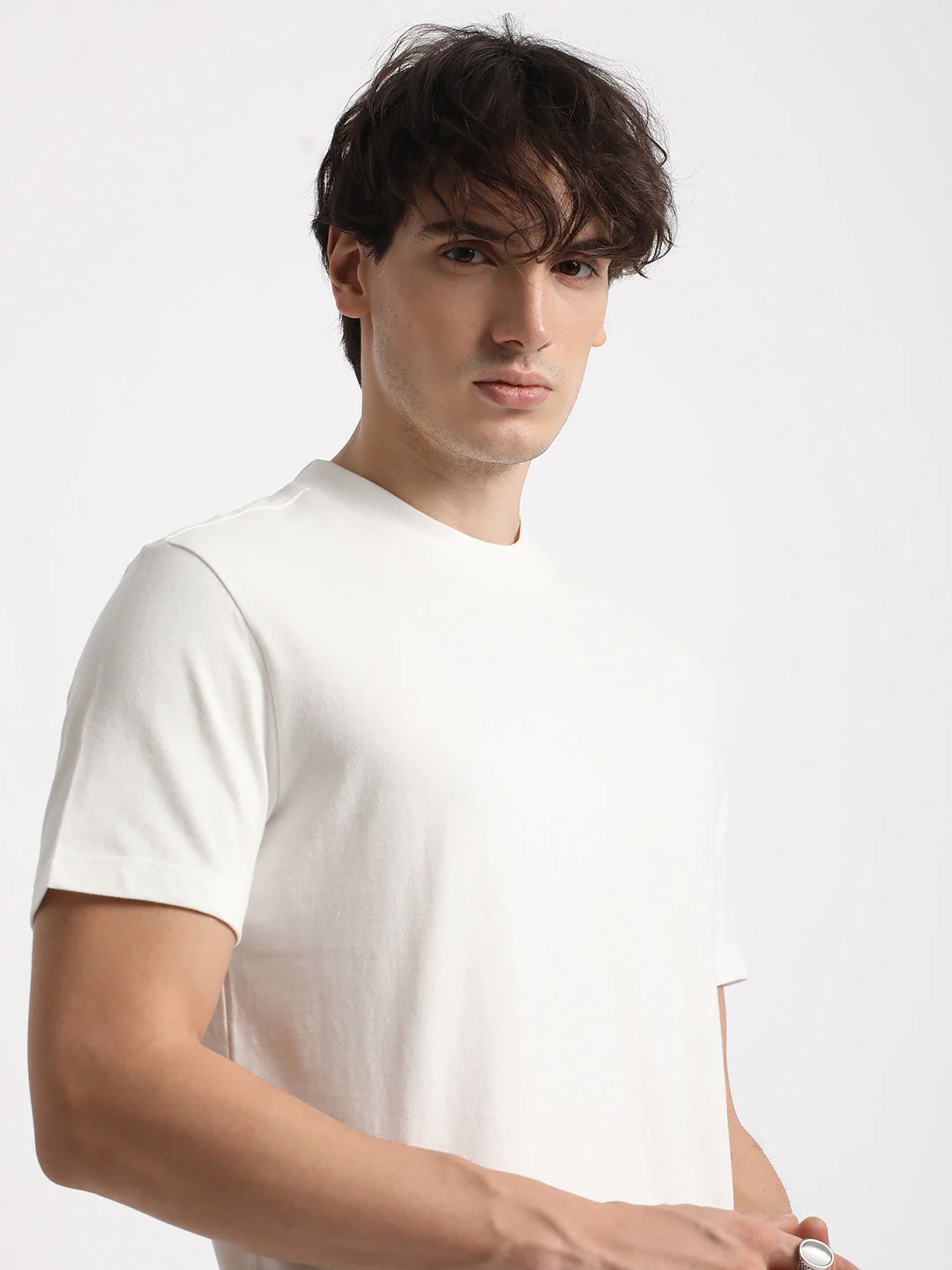 Men White Solid Regular Fit Round Neck T Shirt | The Bear House