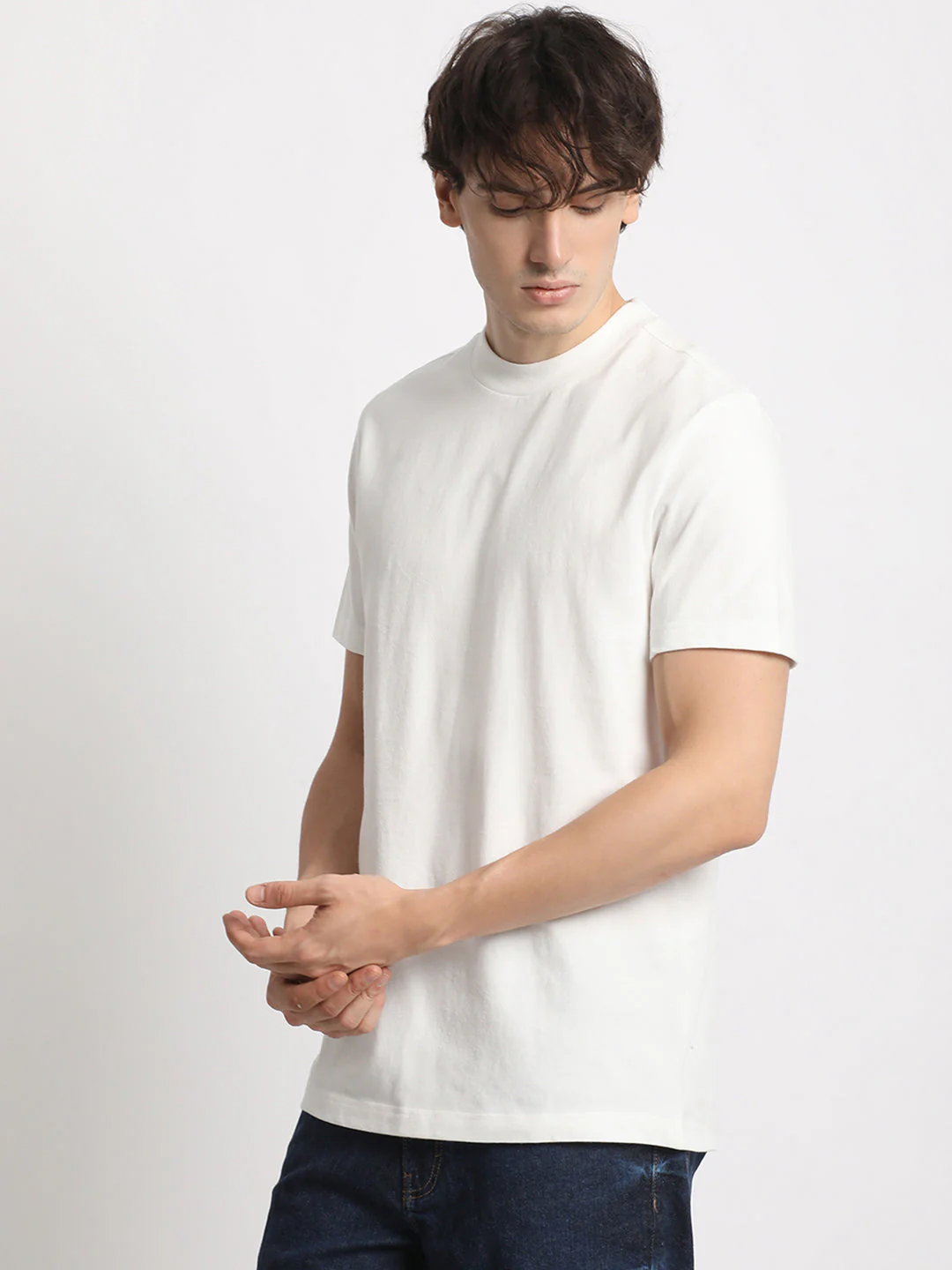 Men White Solid Regular Fit Round Neck T Shirt | The Bear House - Image 3