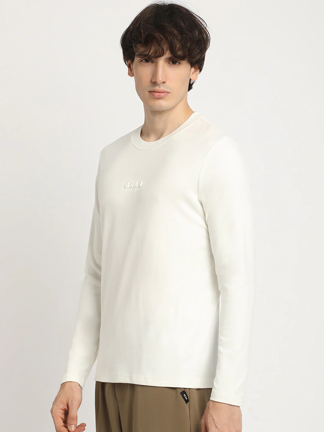 Men White Solid Regular Fit Round Neck T-Shirt - Image 3