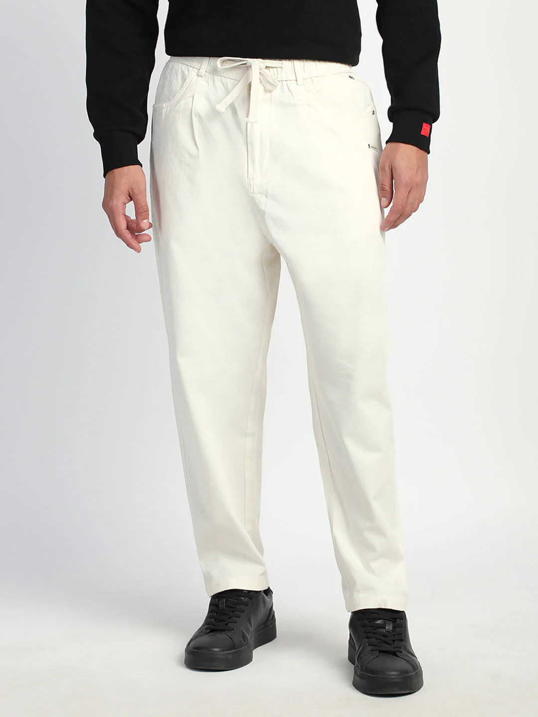 Men White Solid Regular Fit Trousers - Image 2