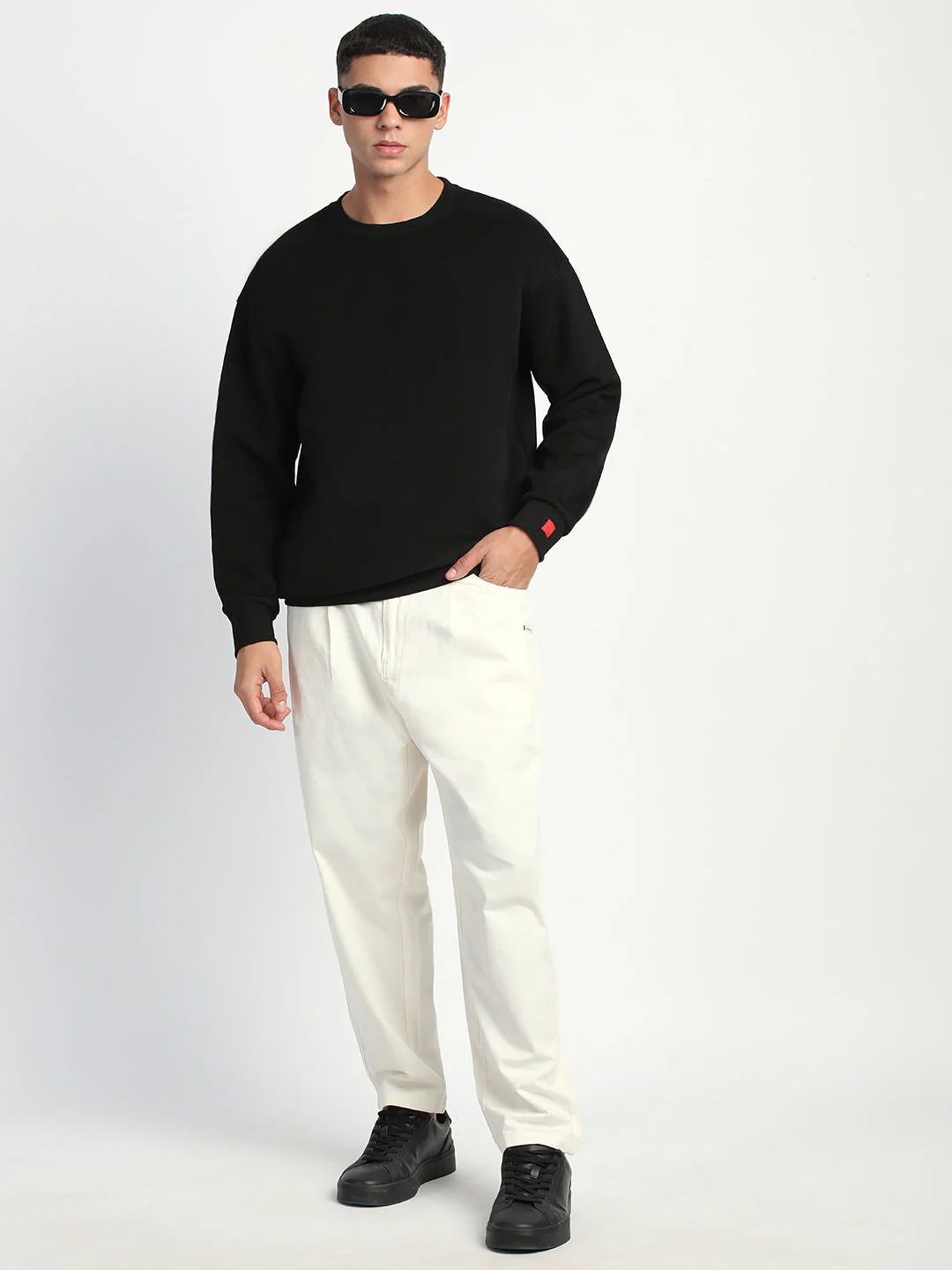 Men White Solid Regular Fit Trousers - Image 5