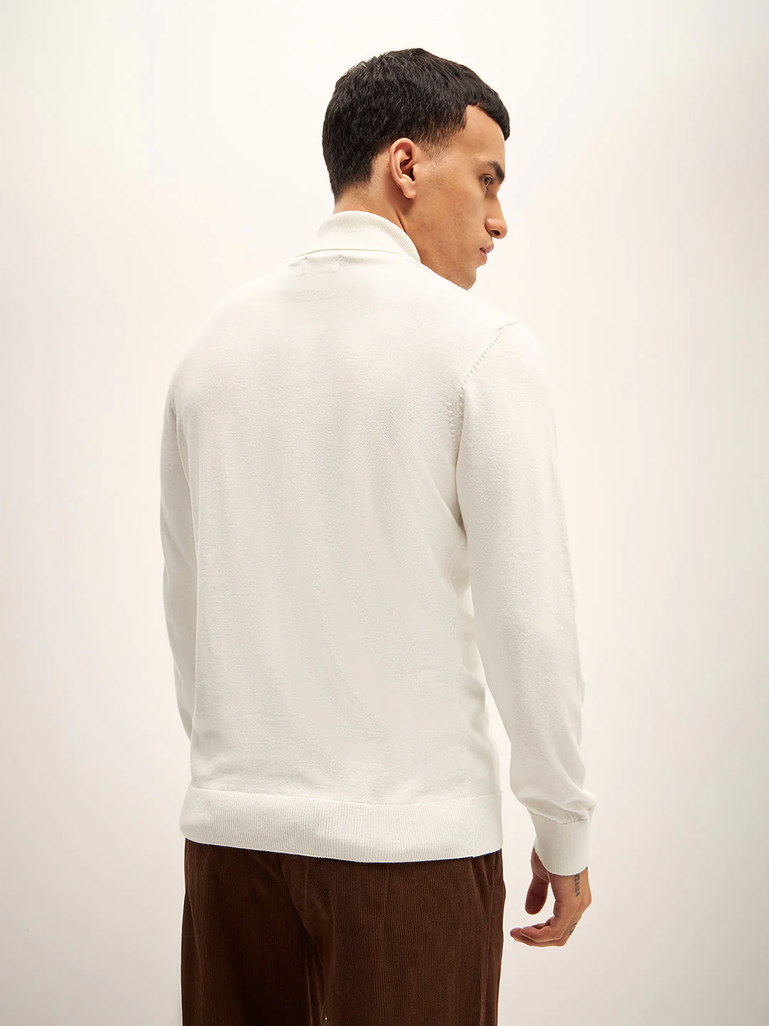 Men White Solid Regular Fit Turtle Neck T-shirt - Image 2