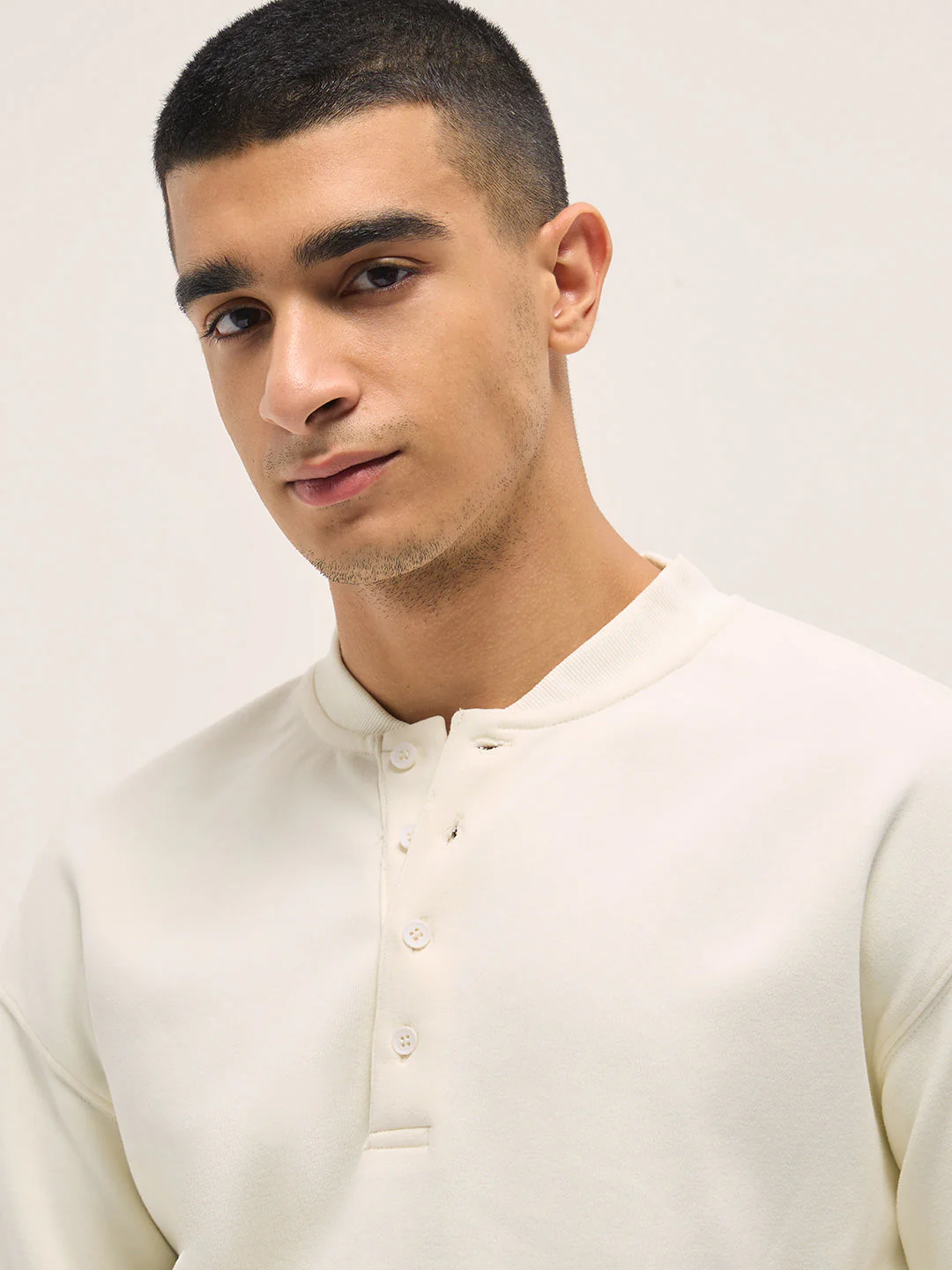 Men White Solid Relaxed Fit Henley Neck T-Shirt - Image 5