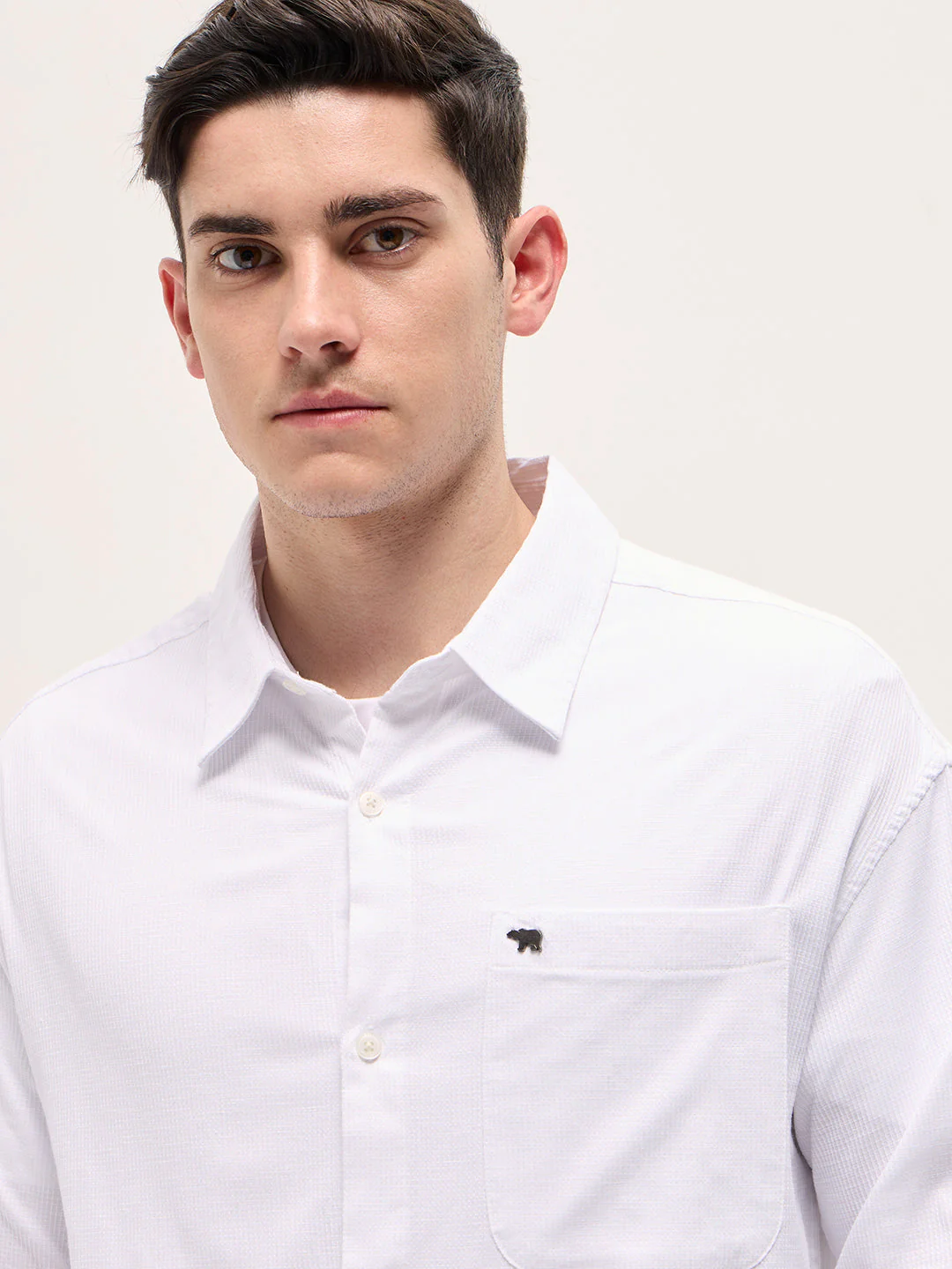 Men White Solid Relaxed Fit Overshirt - Image 5