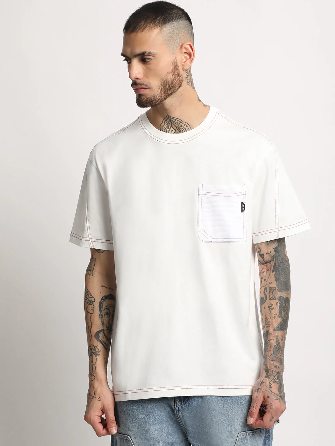 Men White Solid Round Neck T-shirt - Image 2
