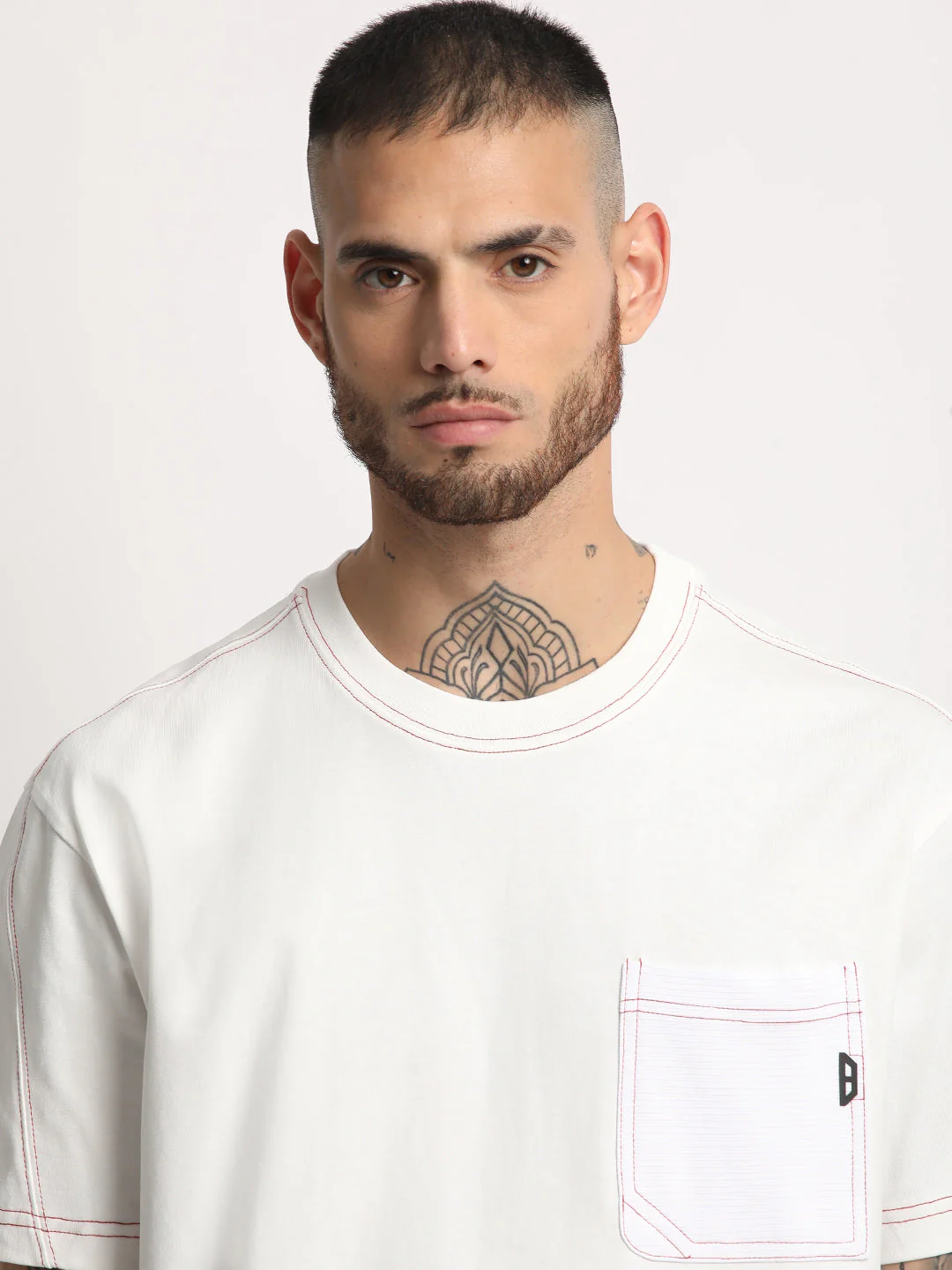 Men White Solid Round Neck T-shirt - Image 6