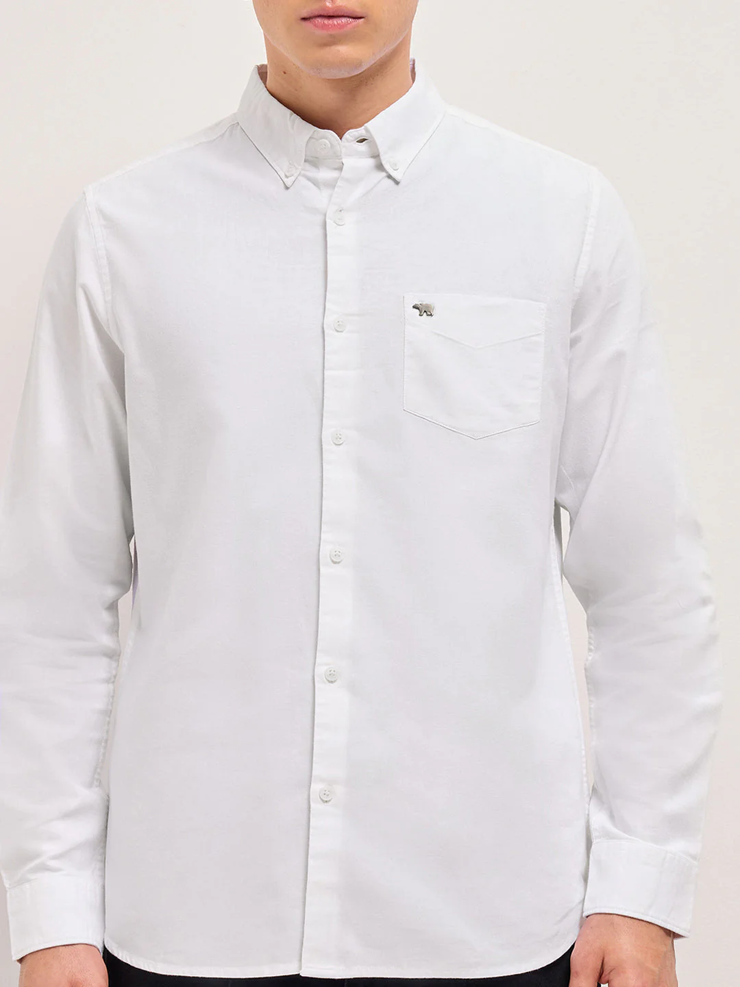 Men White Solid Slim Fit Casual Shirt - Image 7