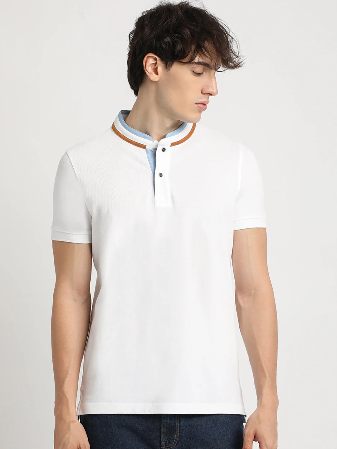 Men White Solid Slim Fit Mandarin Collar T-shirt - Image 2