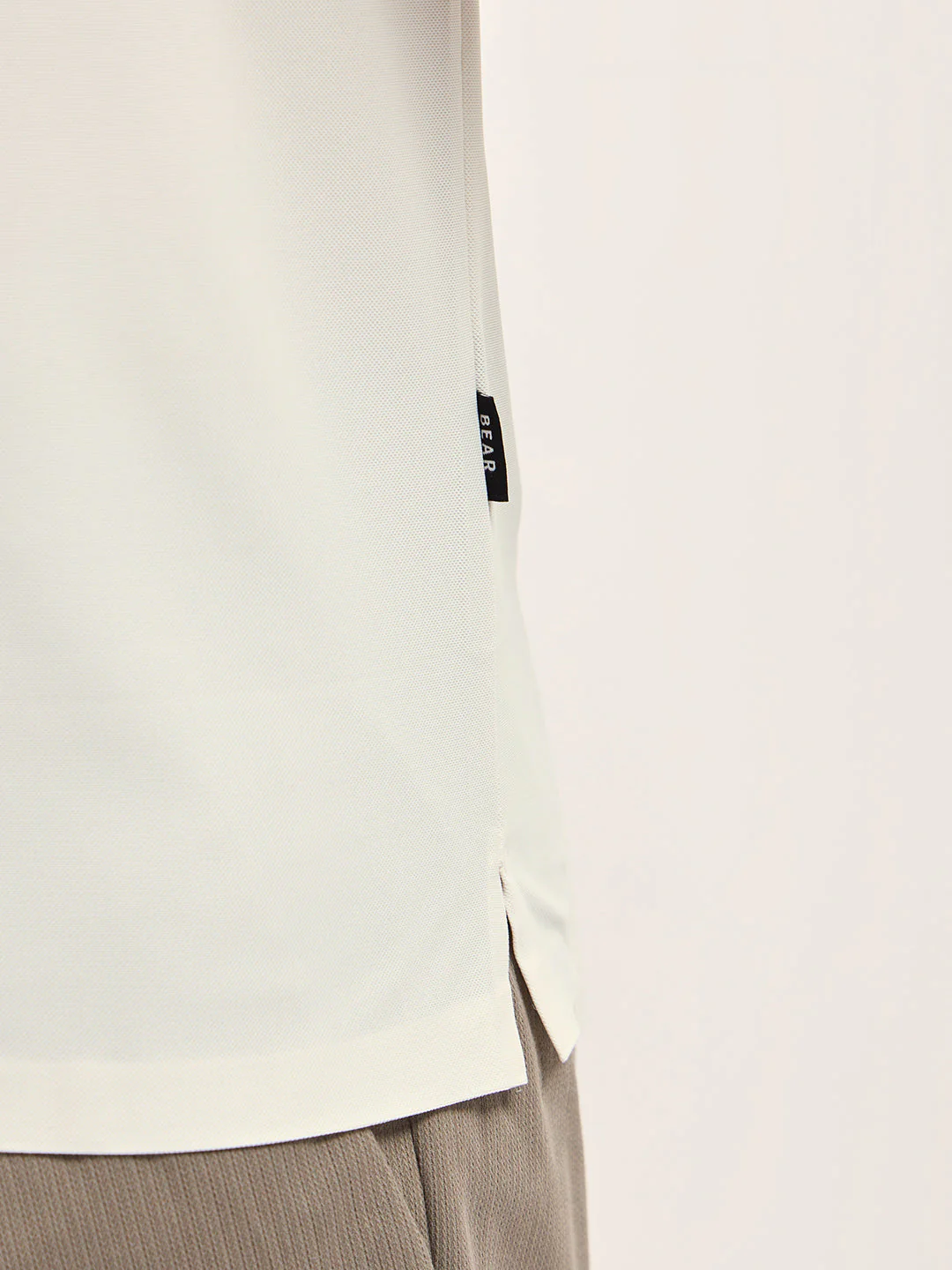 Men White Solid Slim Fit Polo T-shirt - Image 6