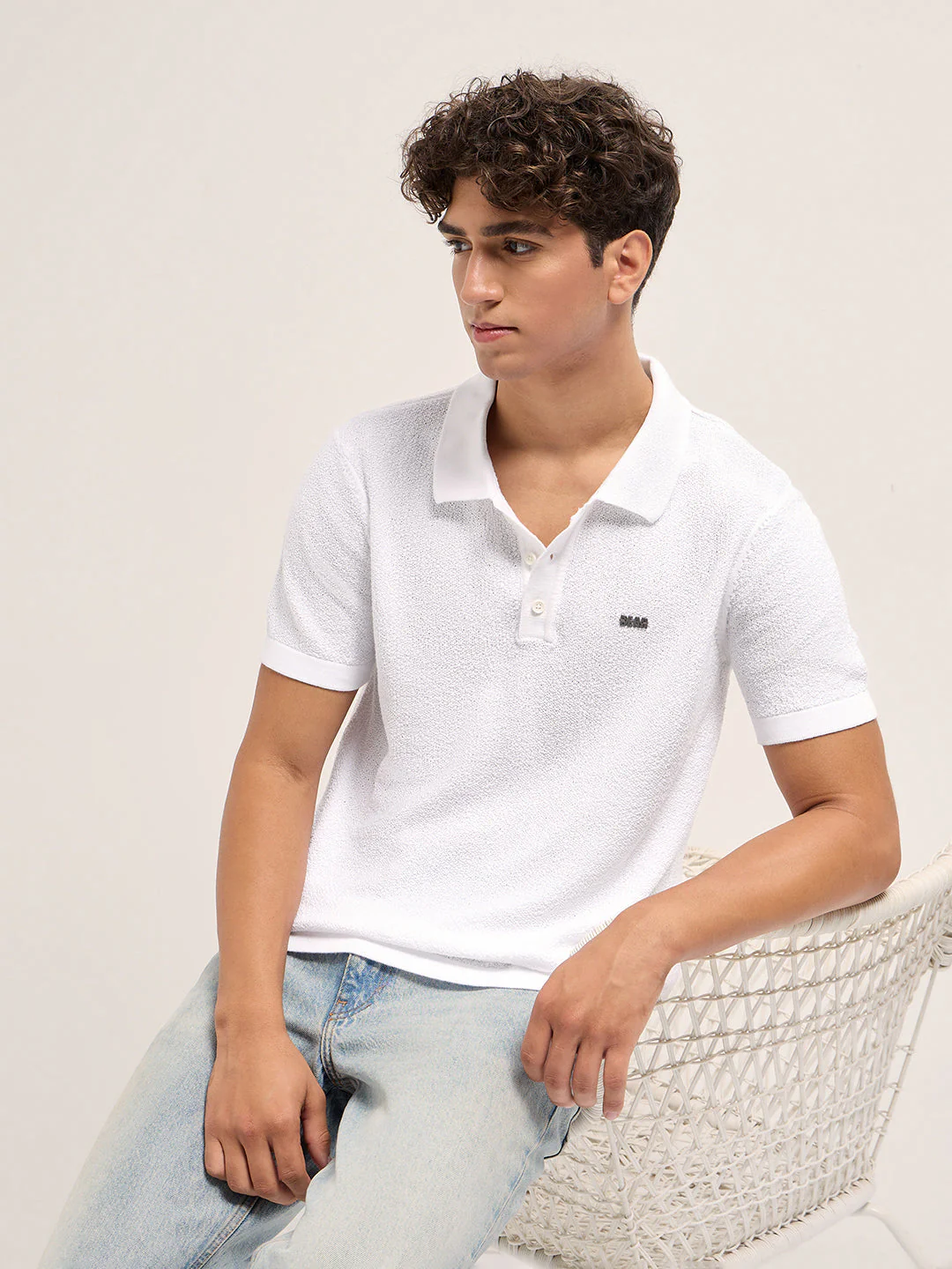 Men White Solid Texture Knit Design Regular Fit Polo
