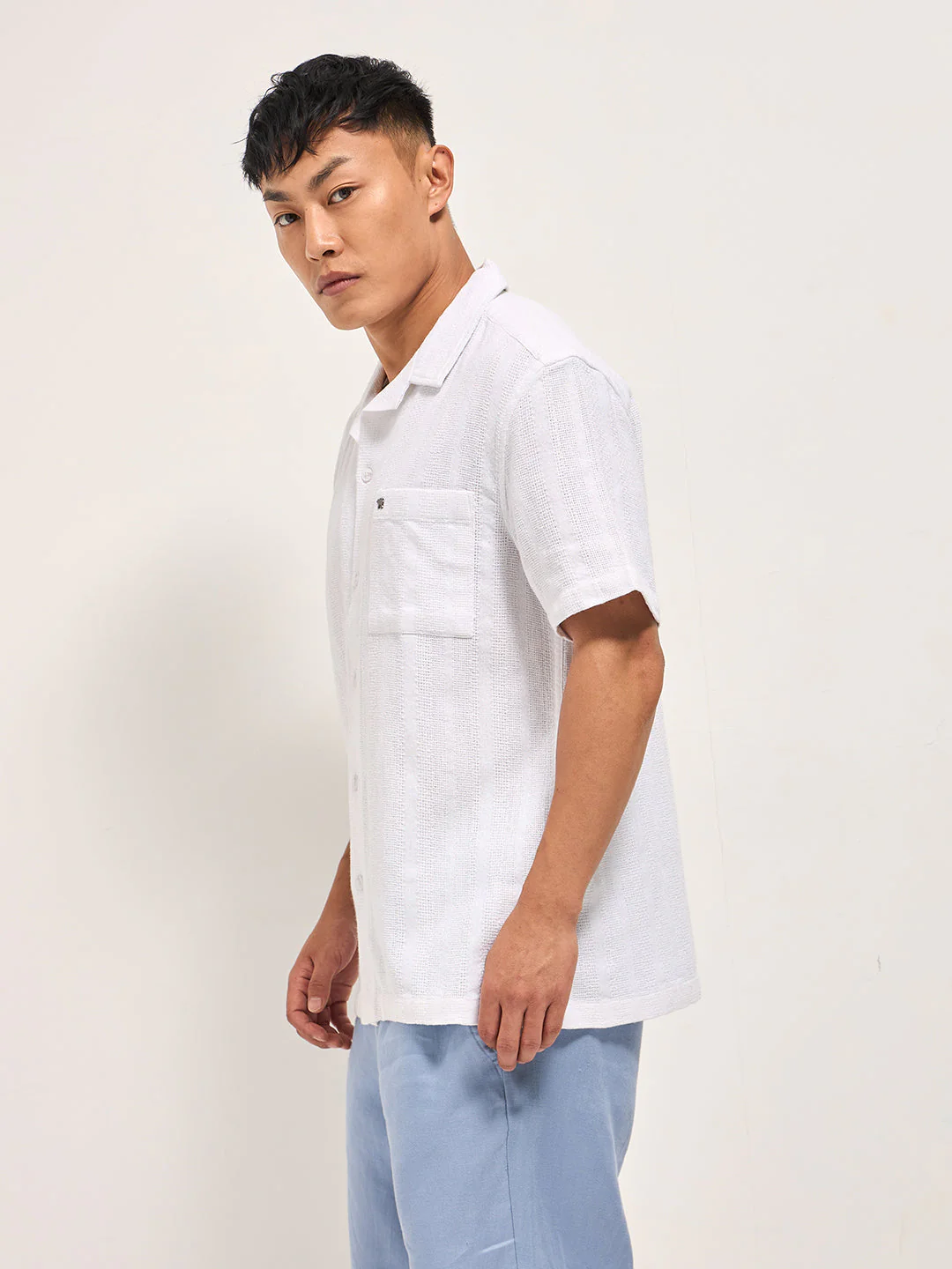 Men White Textured Striped Regular Fit Casual Shirt - Image 3