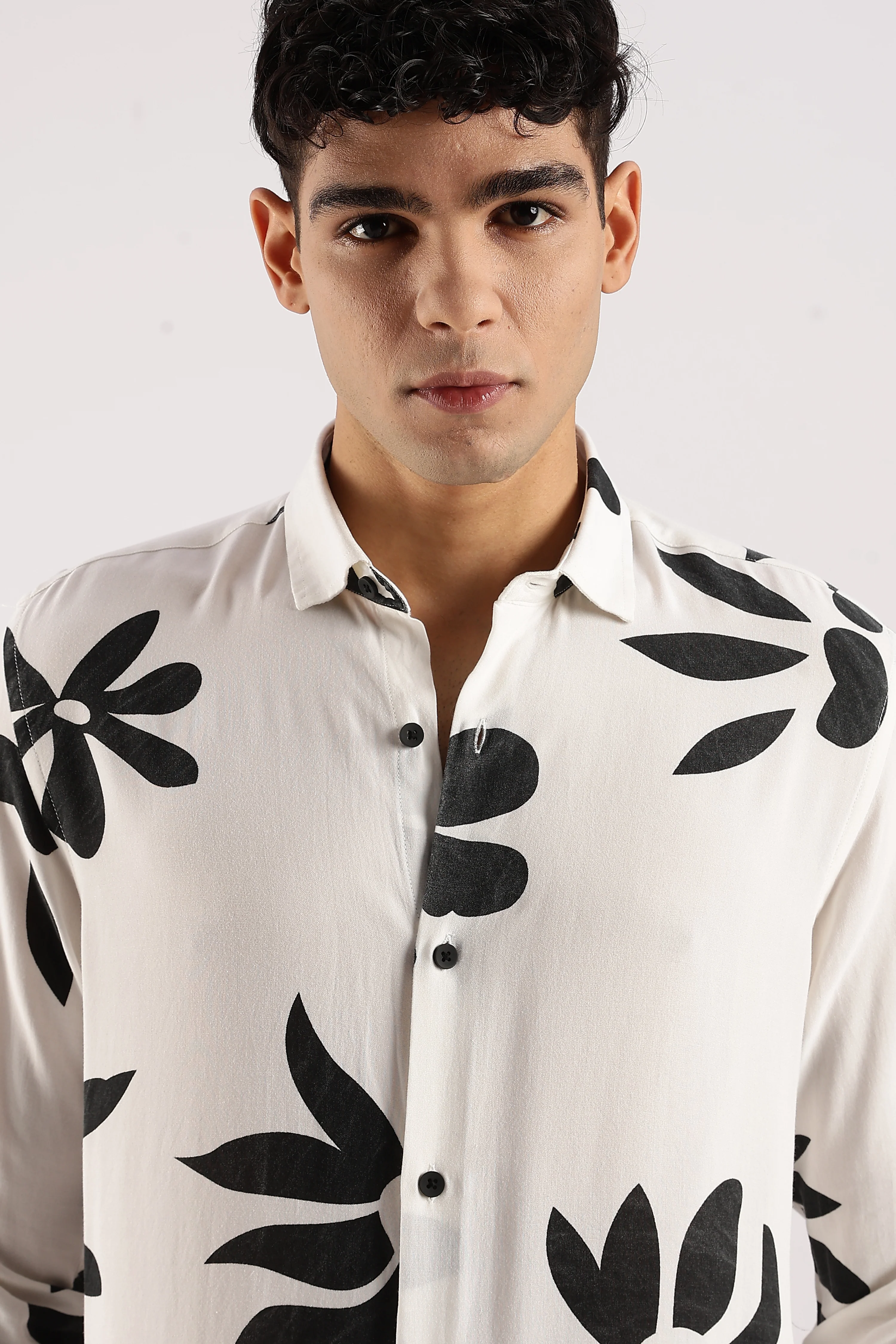 Men White Viscose Shirt - Image 8