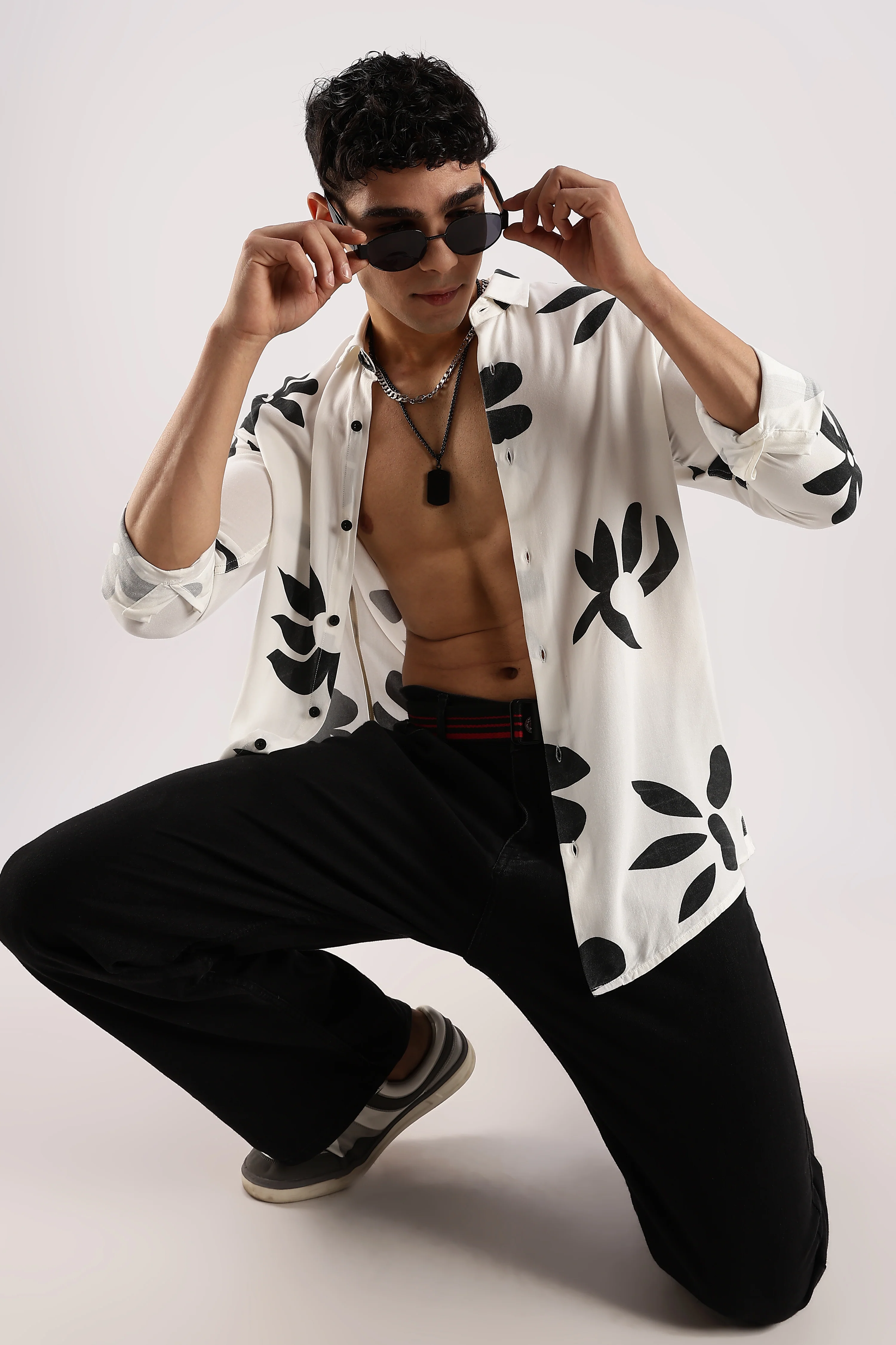 Men White Viscose Shirt - Image 9