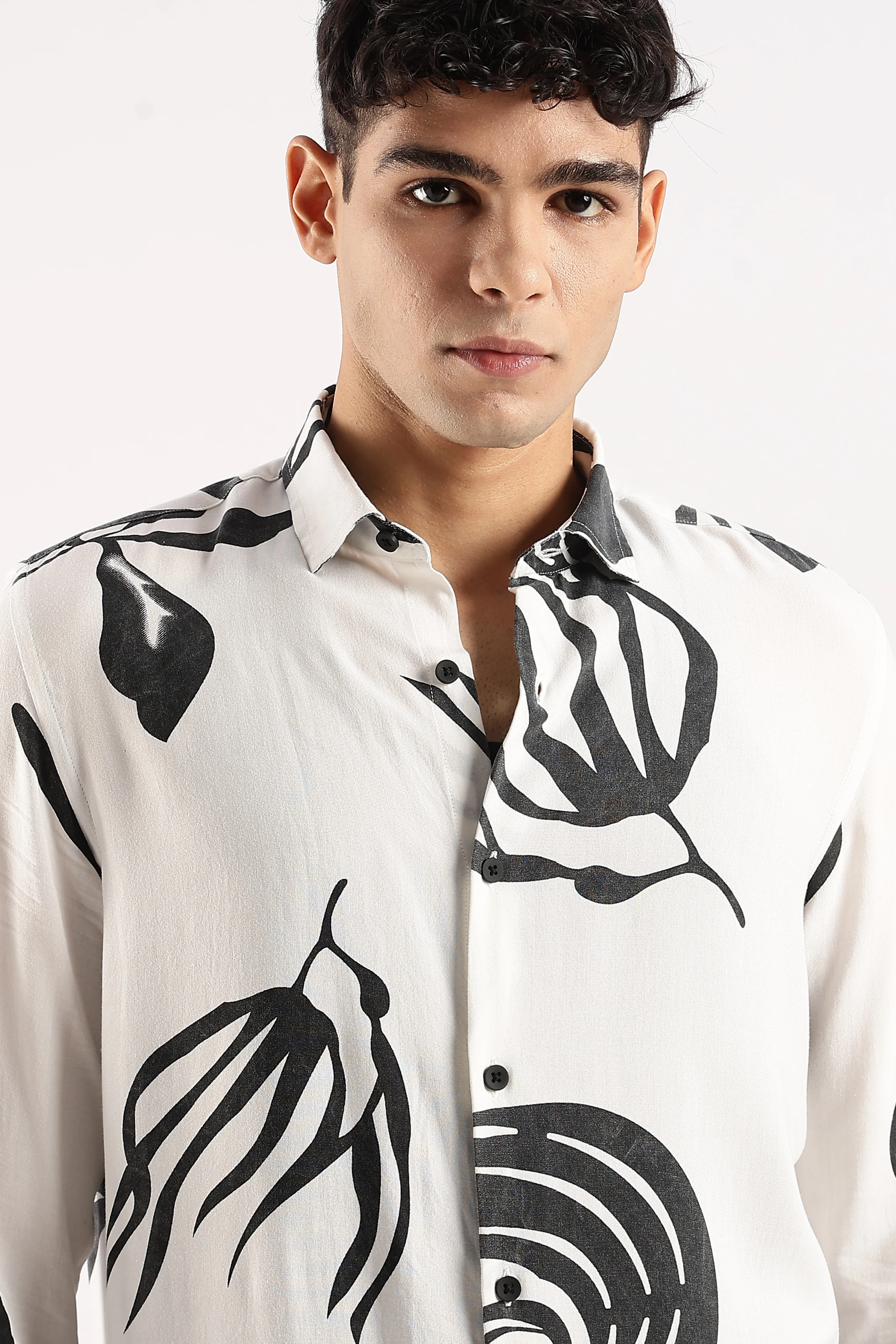 Men White Viscose Shirt - Image 6