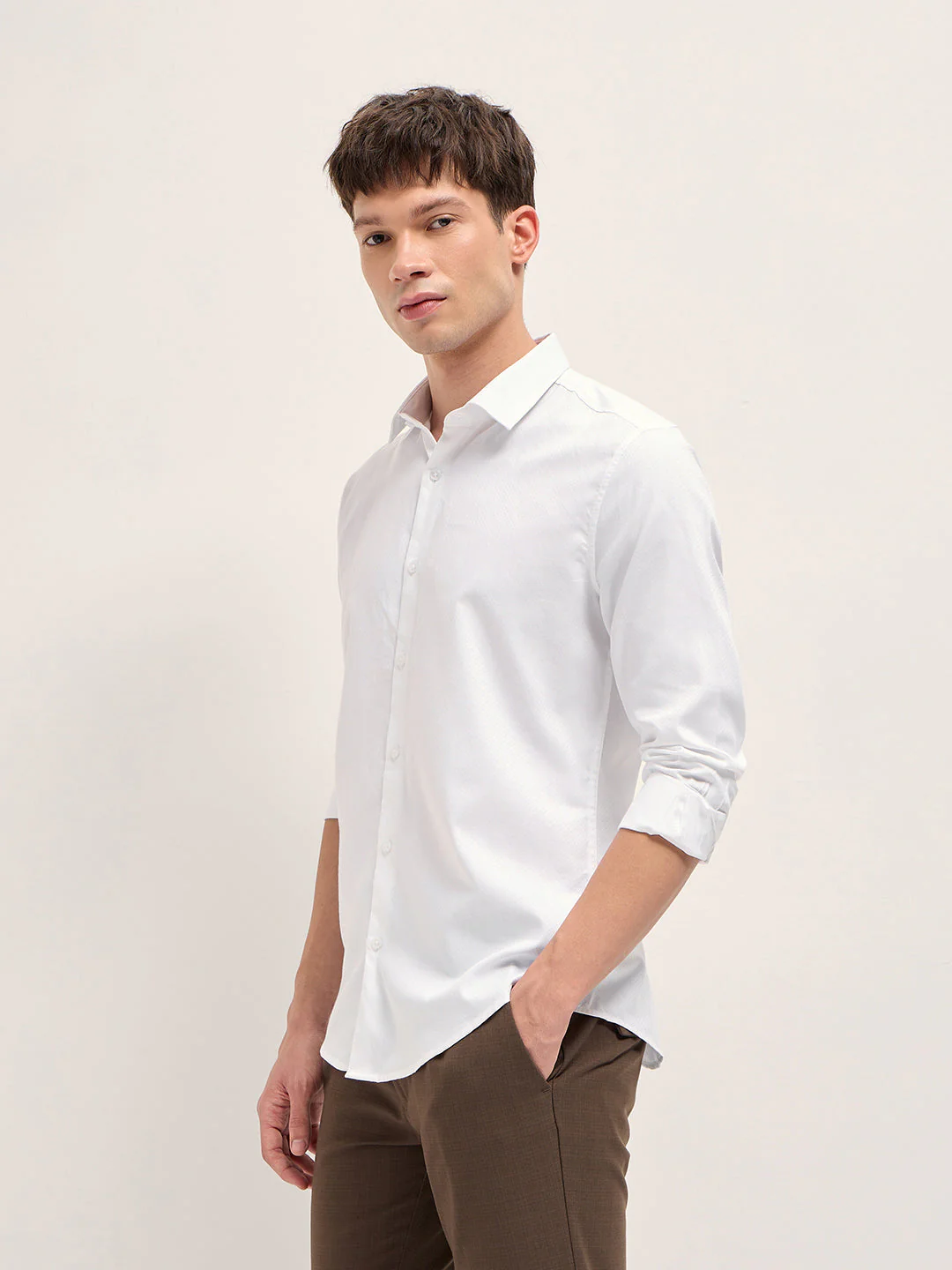 Men White Woven Design Polyester Blend Tailored Fit Formal Shirt - Image 3
