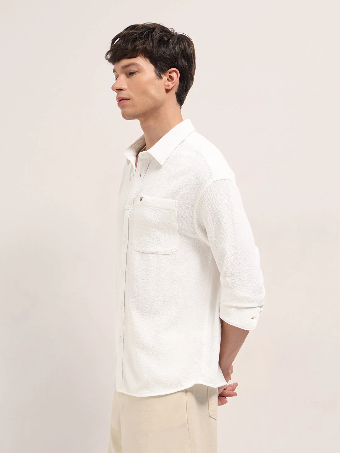 Men White Woven Textured Relaxed Fit Casual Shirt - Image 3