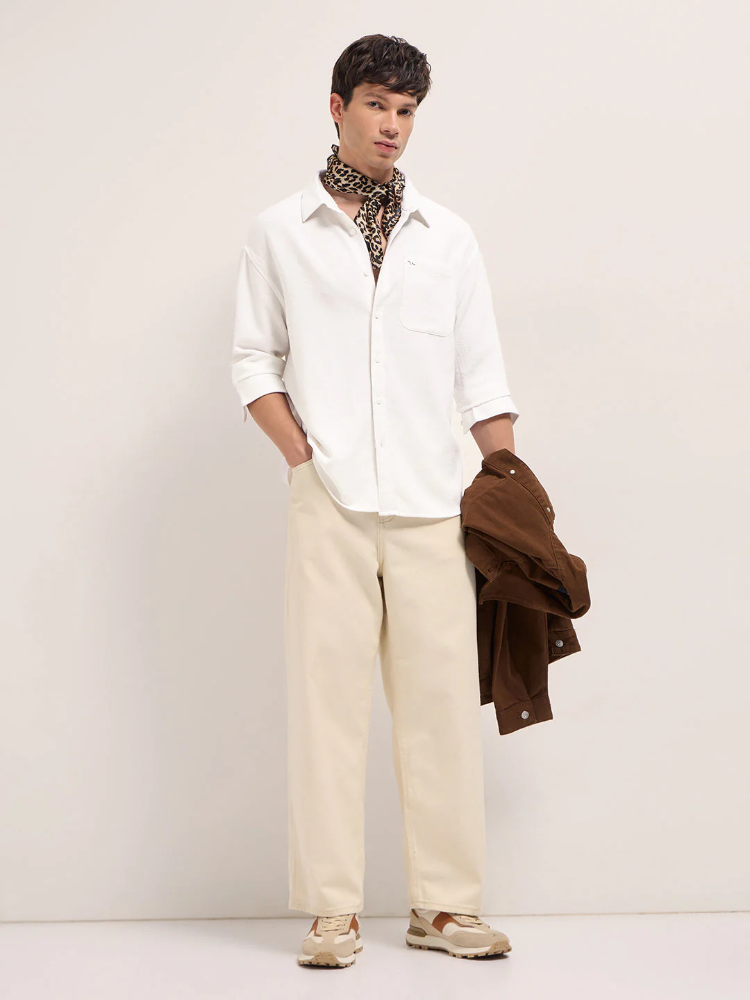 Men White Woven Textured Relaxed Fit Casual Shirt - Image 4
