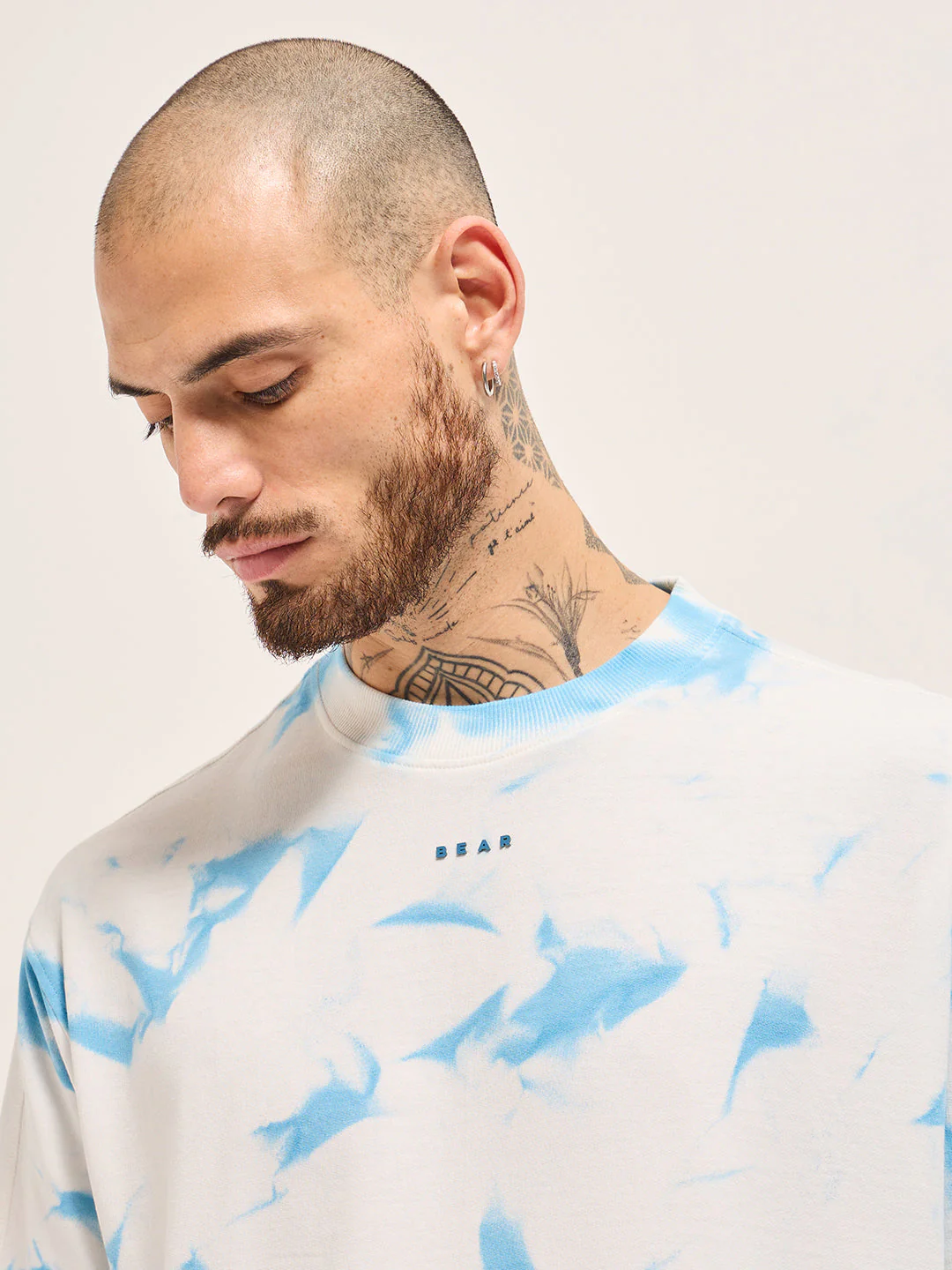 Men WhiteBlue Tie-Dye Oversize Crew Neck T-shirt - Image 5
