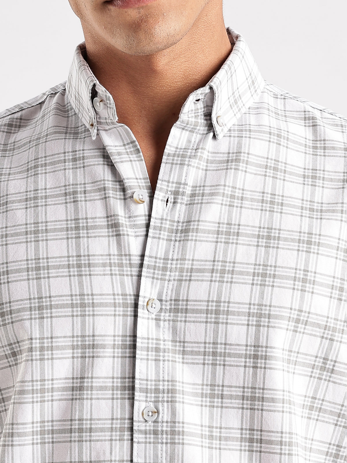 Men White Casual Shirt - Image 2
